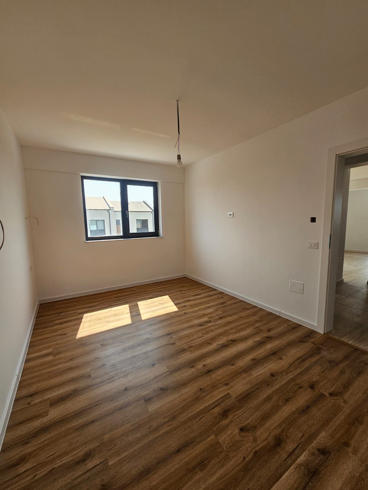 Apartament 2 camere, 63 mp- Cartier Magnolia, zona Metro — fotografia 5