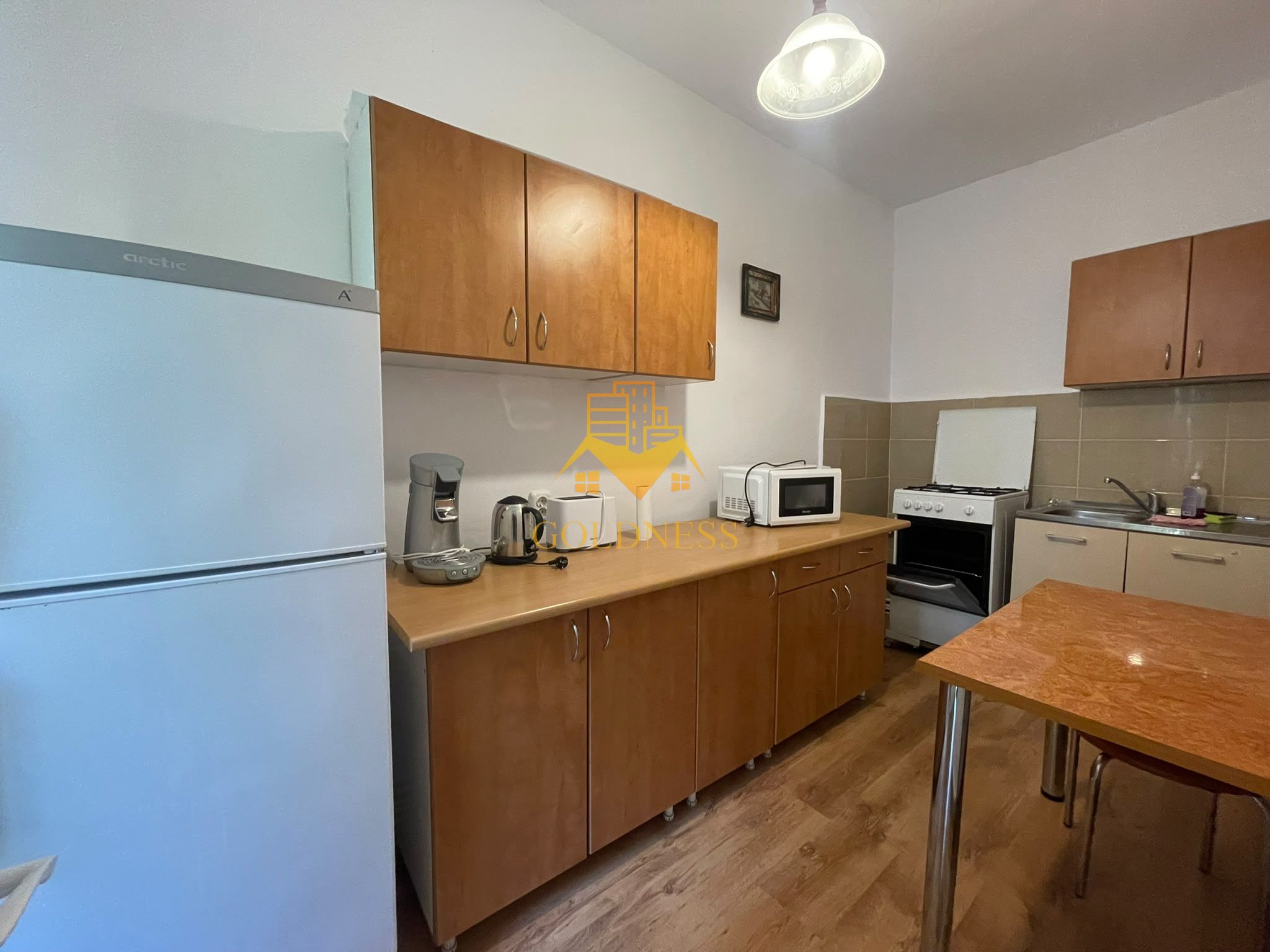 Casa Ultracentral Piata Muzeului ! 100 mp total 4 camere 3 nivele! — fotografia 5