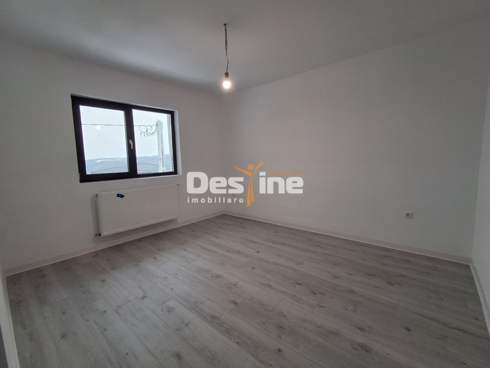 CASĂ tip duplex, situata in Valea Adanca — fotografia 13