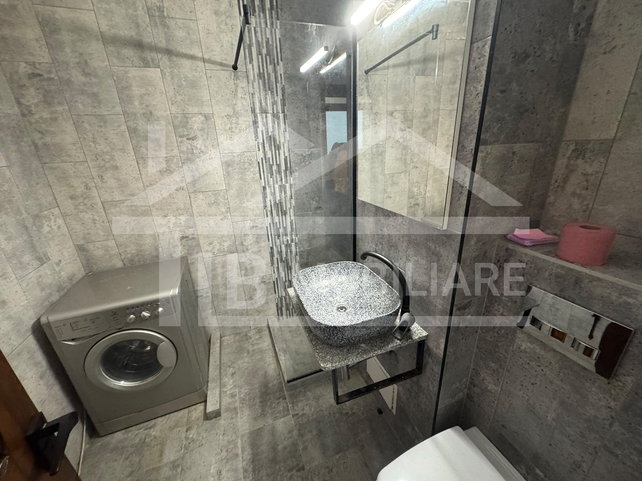Apartament cu 3 camere, decomandat, 80mp, Zona Ultracentral — fotografia 11