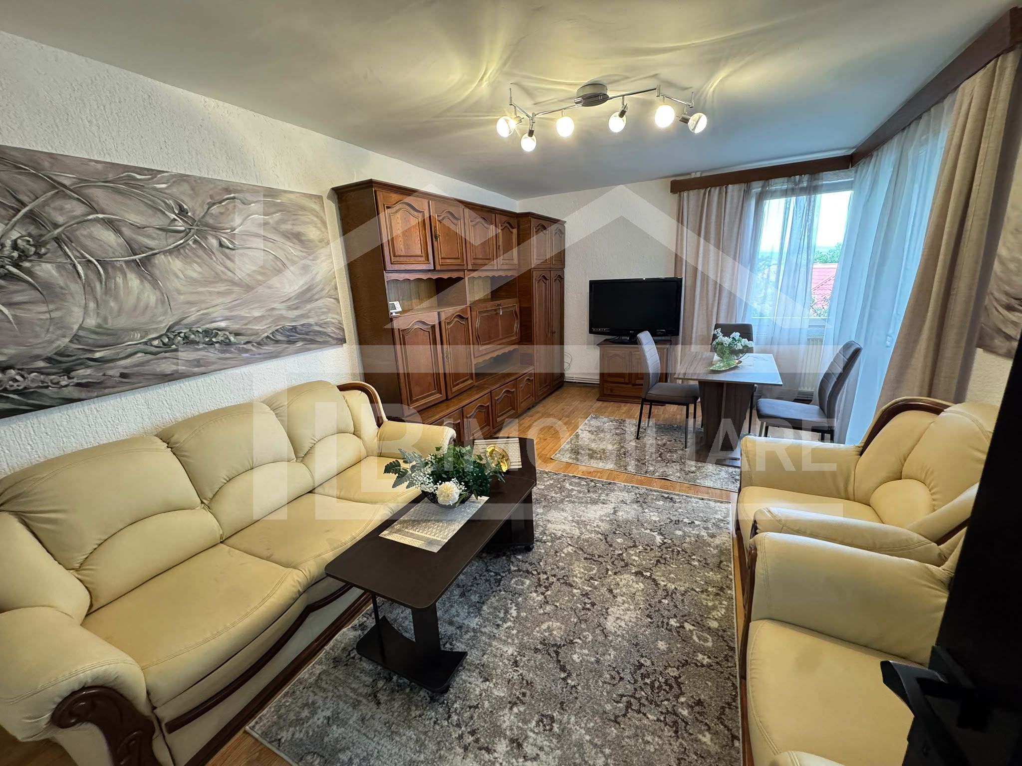 Apartament cu 3 camere, decomandat, 80mp, Zona Ultracentral — fotografia 3