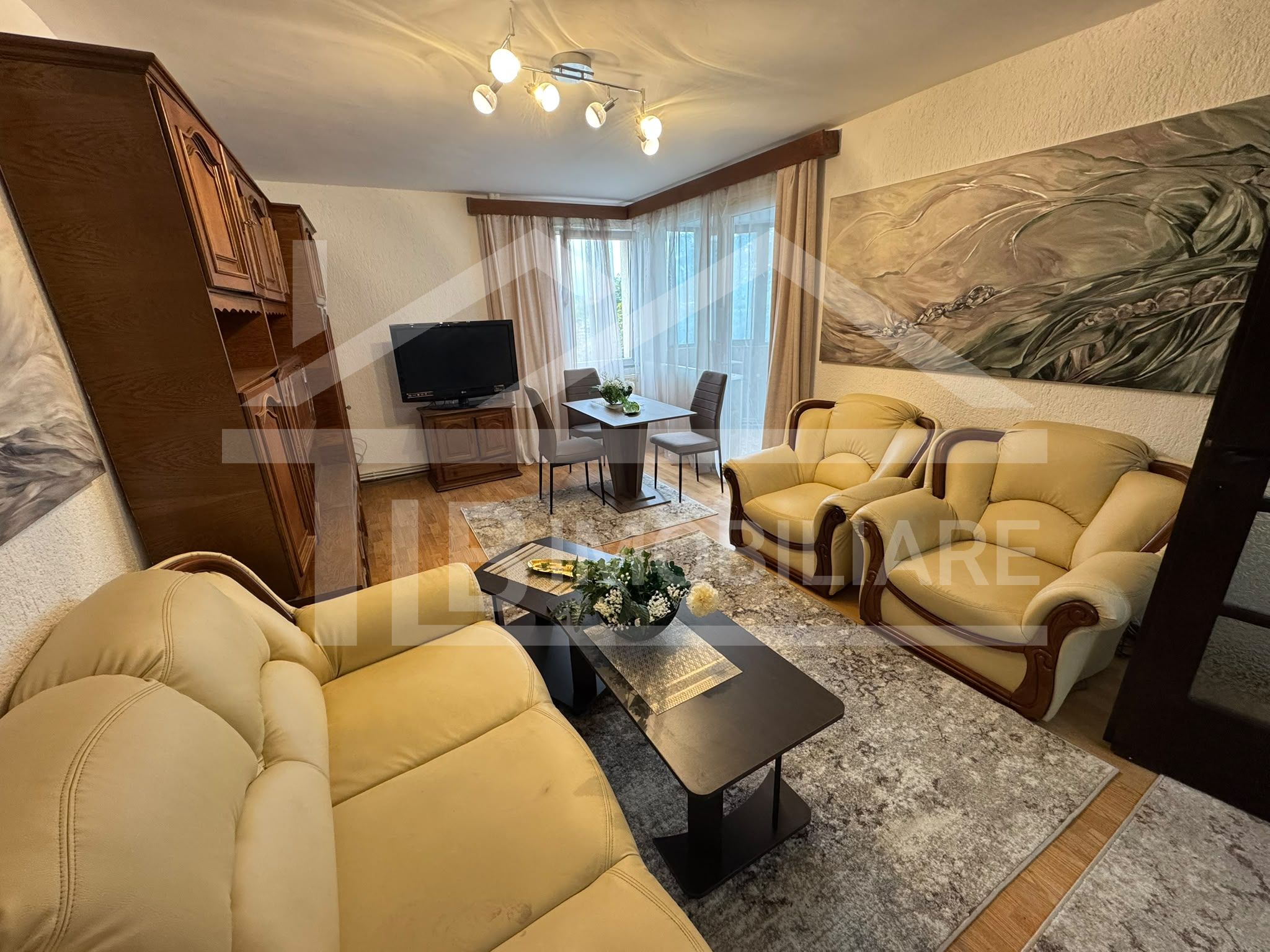 Apartament cu 3 camere, decomandat, 80mp, Zona Ultracentral — fotografia 4