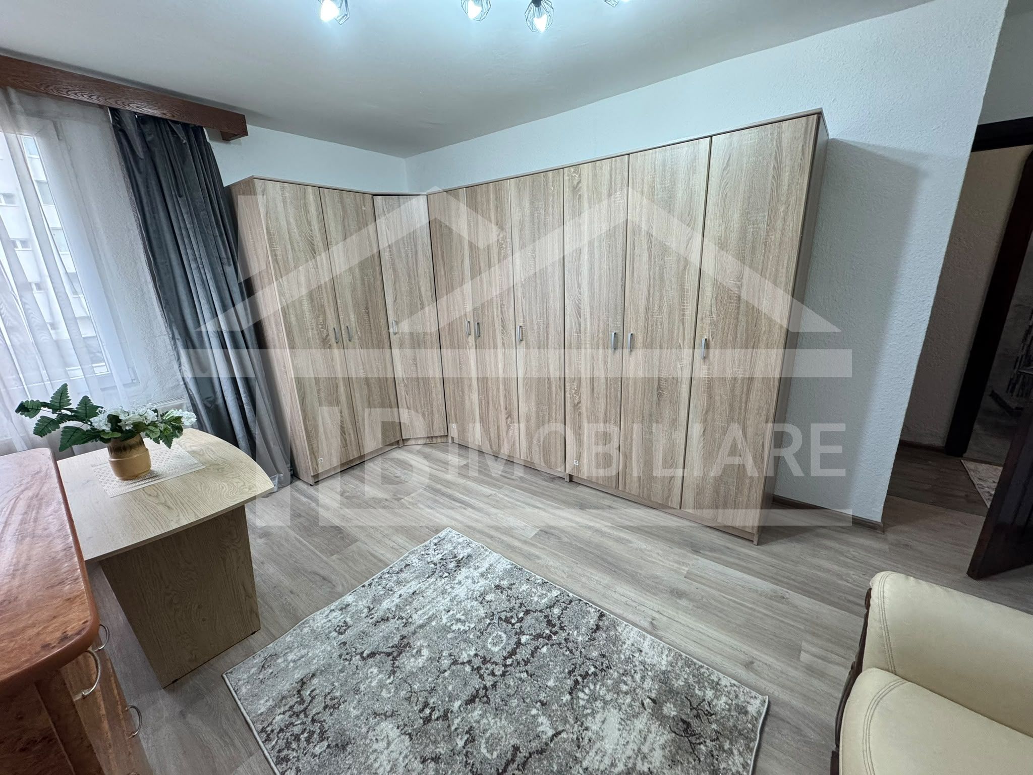 Apartament cu 3 camere, decomandat, 80mp, Zona Ultracentral — fotografia 5