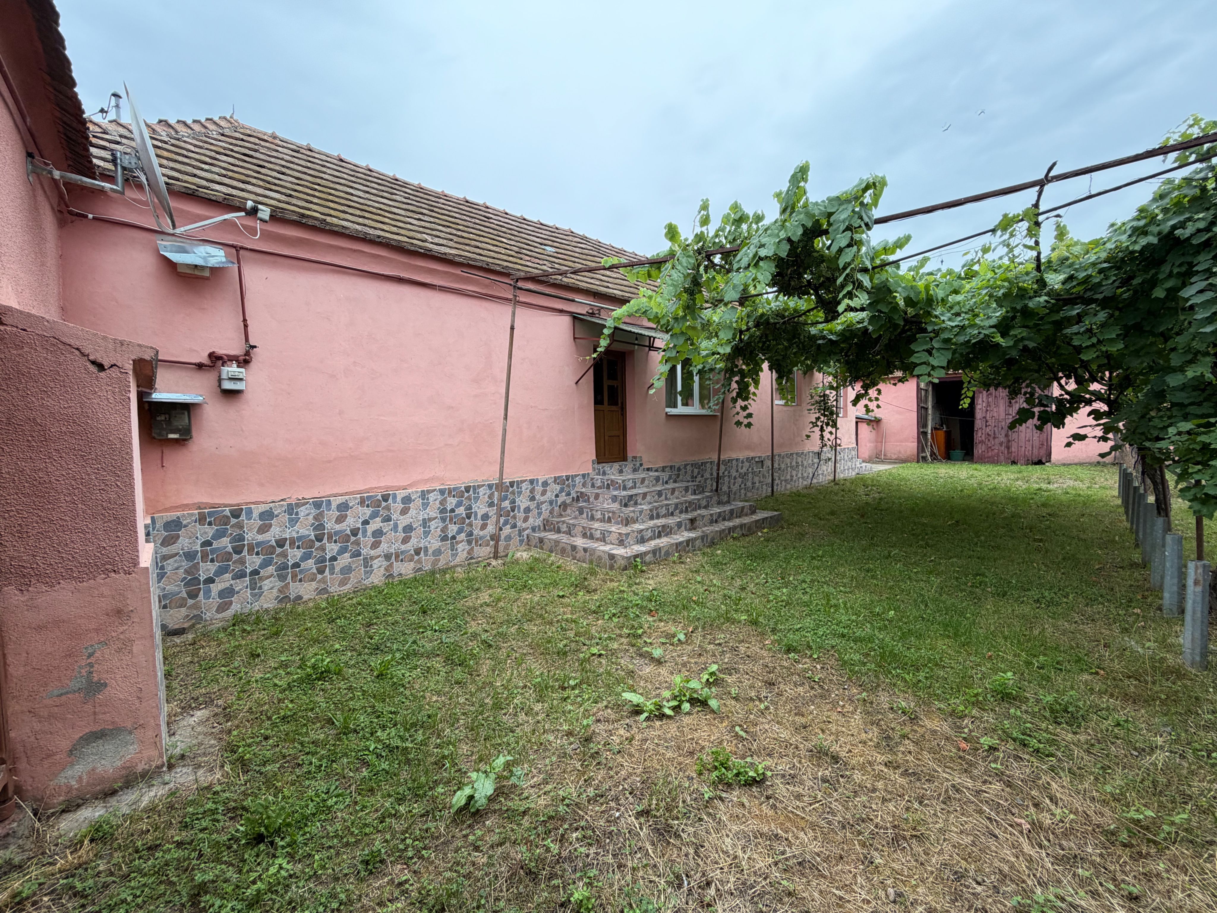 Casa de vanzare 255mp utili, 1974mp teren - Balomir — fotografia 14