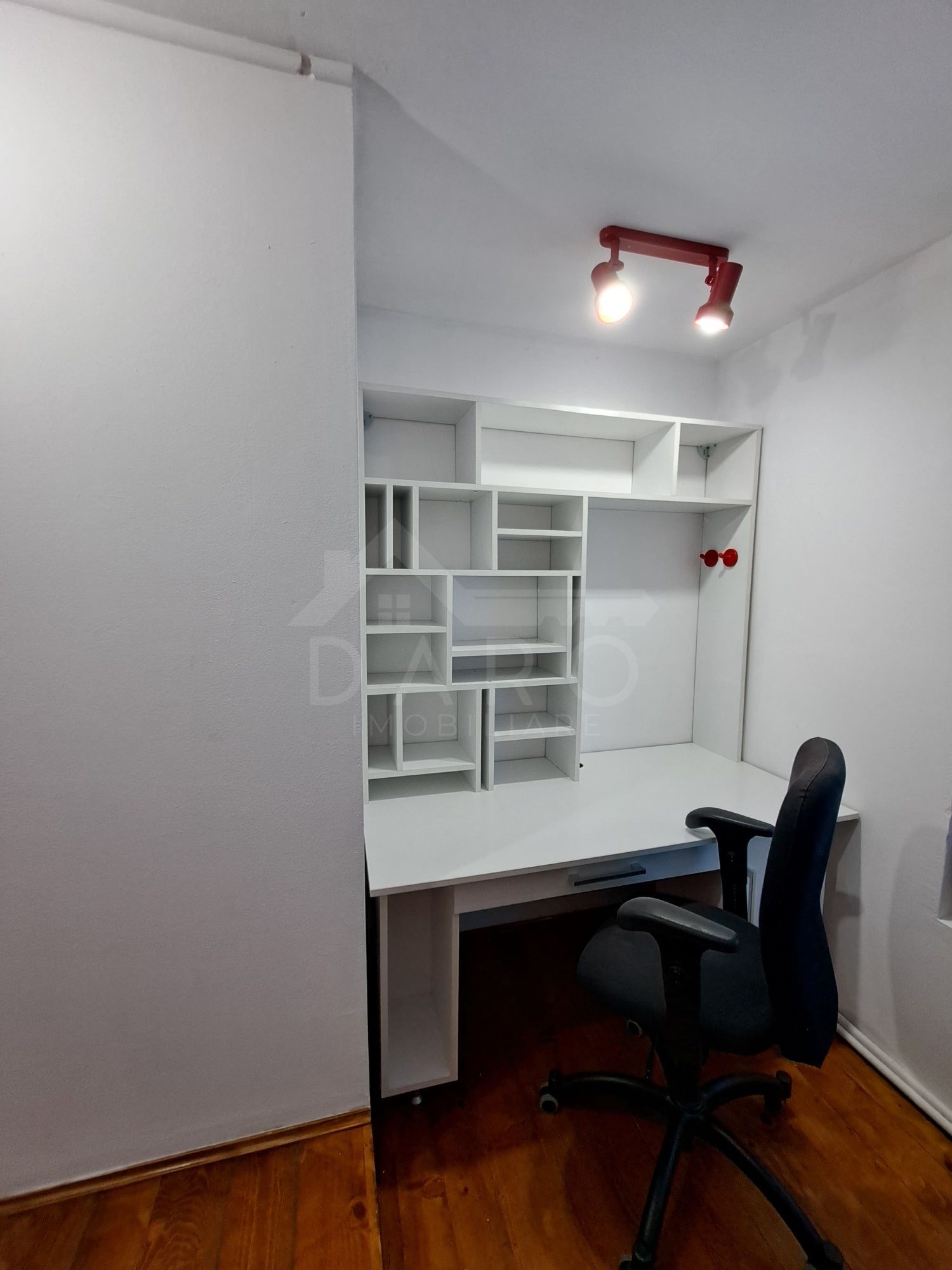 Închiriez apartament — fotografia 5