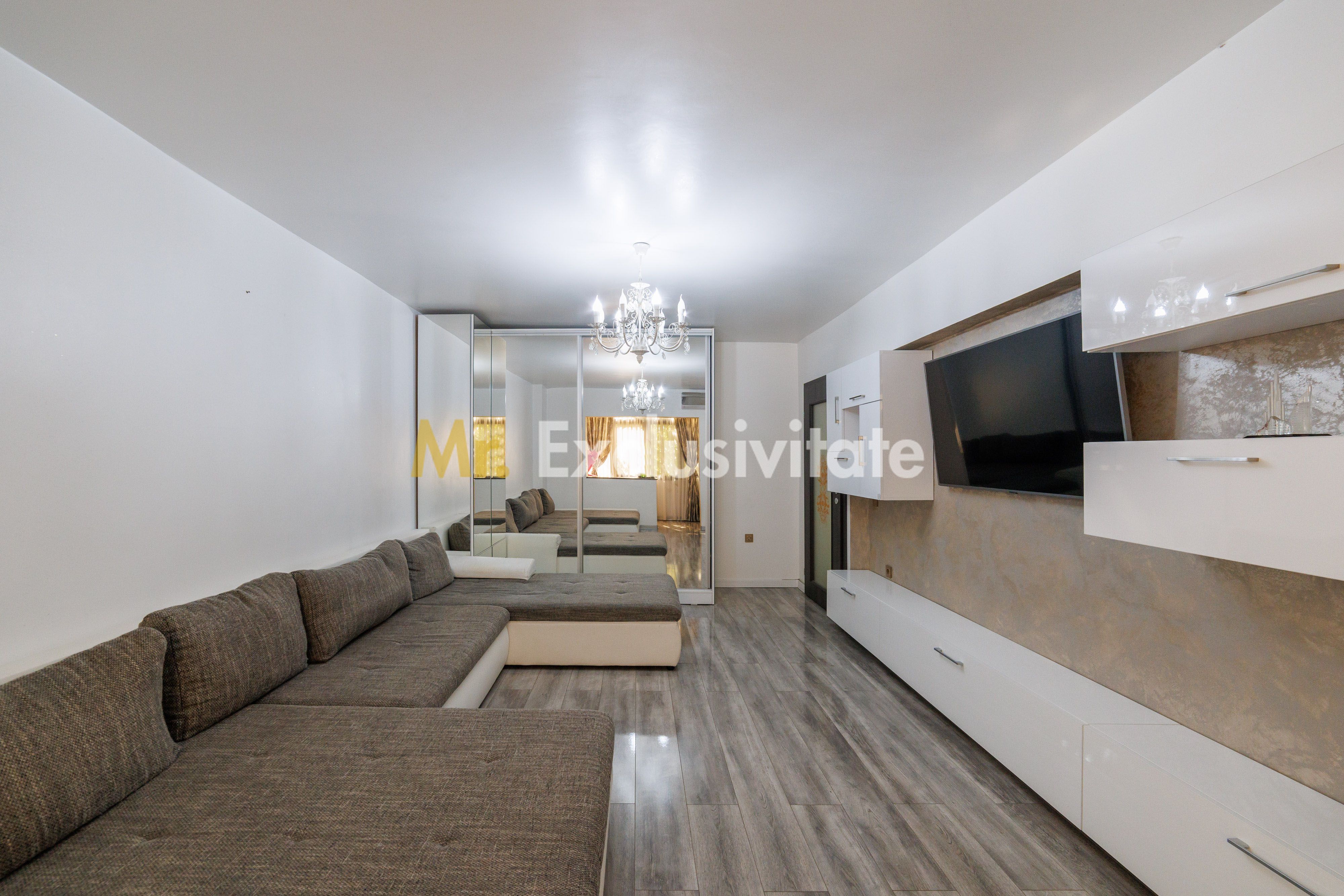 Apartament 2 camere decomandat, cartierul Banat, Pitesti — fotografia 3