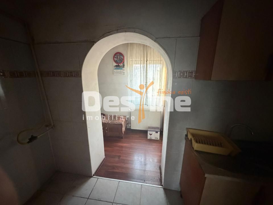 Casa +Teren intravilan 900 mp ( 2 corpuri de casă )Calea Giulești — fotografia 5