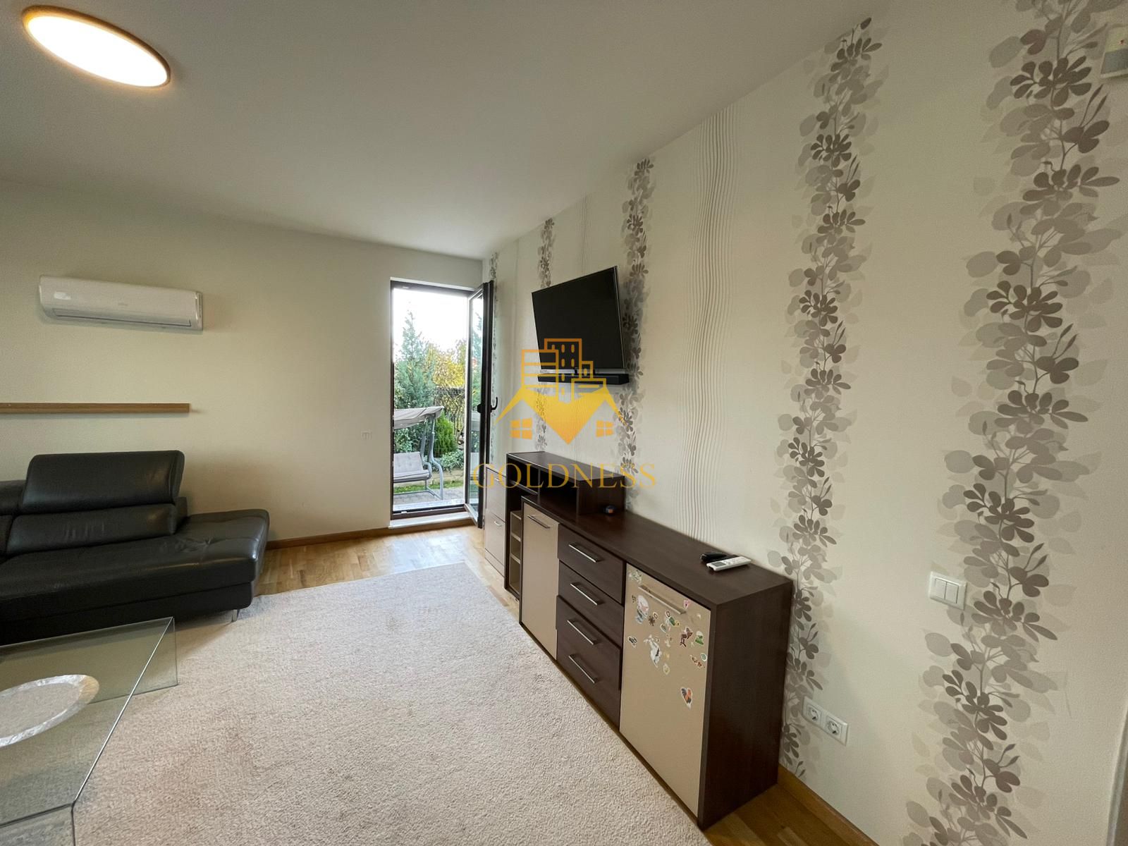 2 camere, modern, gradina 110 mp Europa, Lumina, Renovat — fotografia 4
