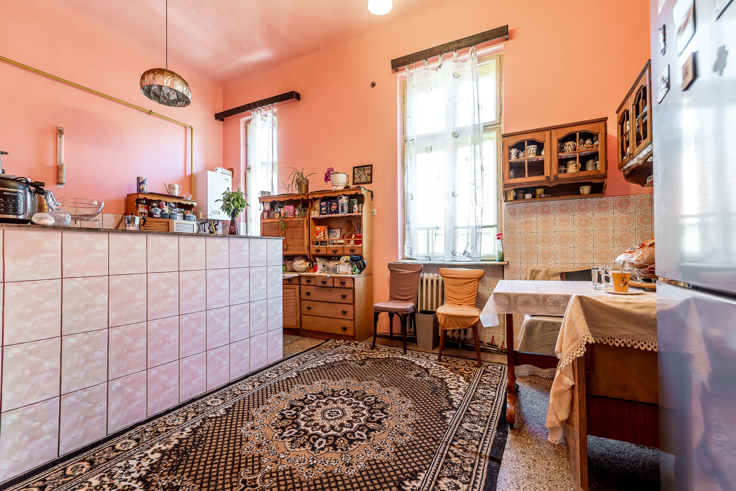 Apartament cu 4 camere si terasa si curte proprie, langa primarie — fotografia 11