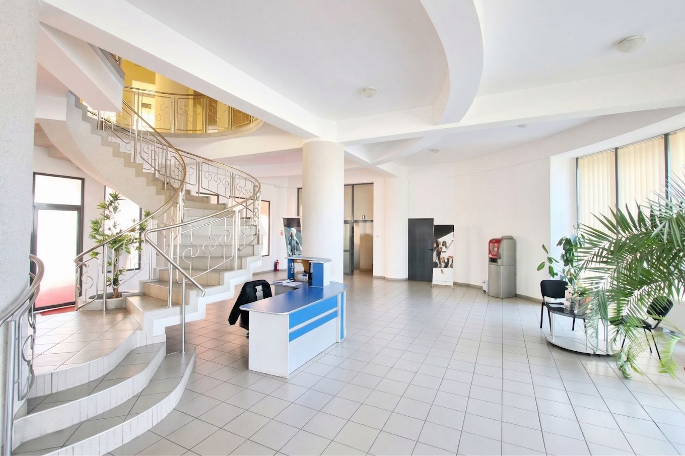 Spații de birouri de închiriat , Business Center – zonă semicentrală