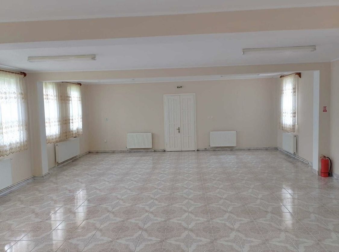 Vand casa in Acas judetul Satu Mare 136 mp si teren 710 mp — fotografia 3