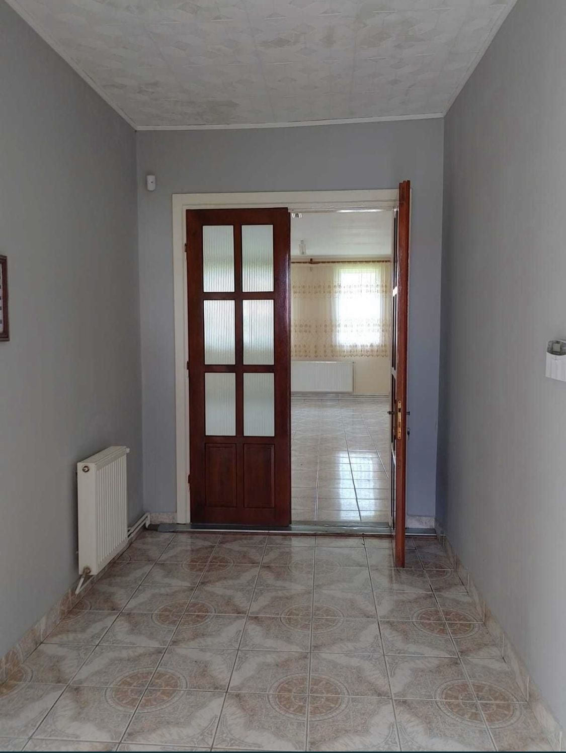 Vand casa in Acas judetul Satu Mare 136 mp si teren 710 mp — fotografia 4