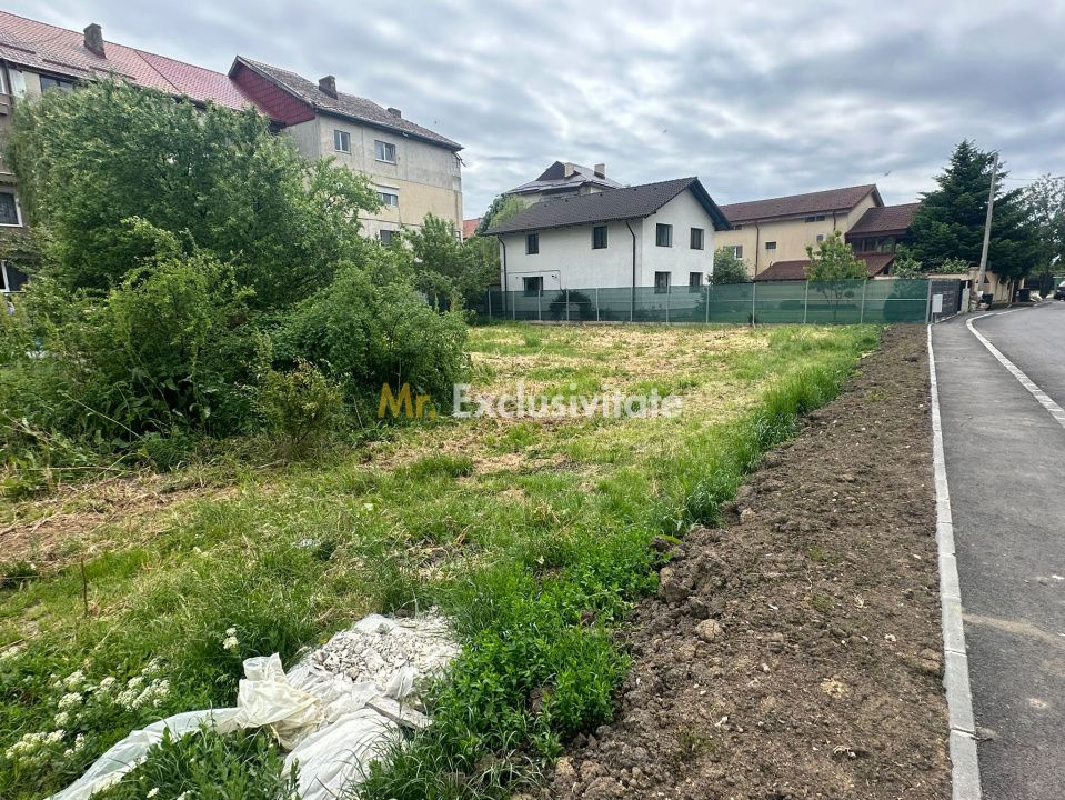 Teren intravilan 705 mp, zonă mixtă CM, POT 60%, Ghermănești — fotografia 2