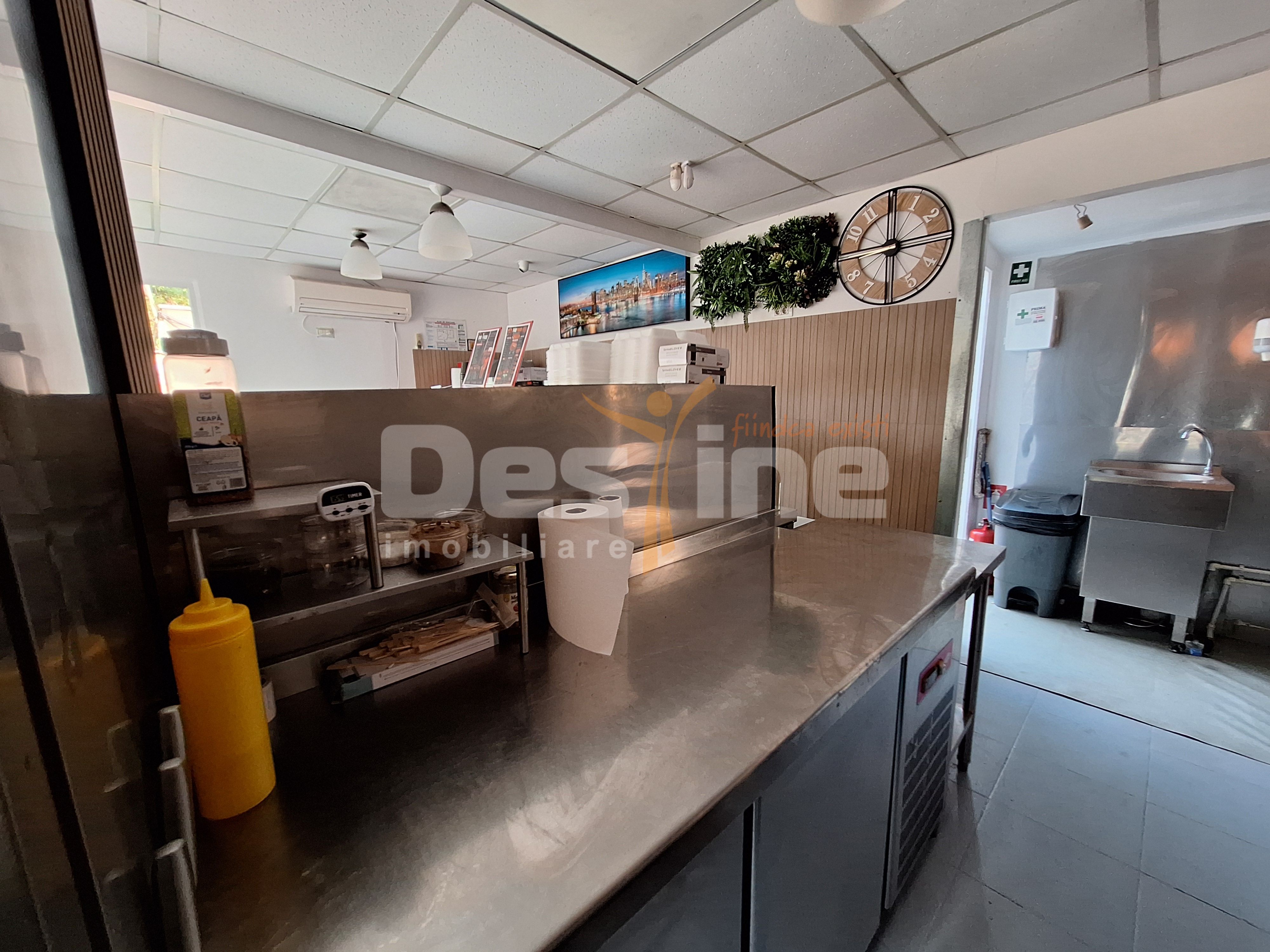 AFACERE FAST FOOD LA CHEIE | ECHIPATĂ COMPLET | 18.000 € — fotografia 14