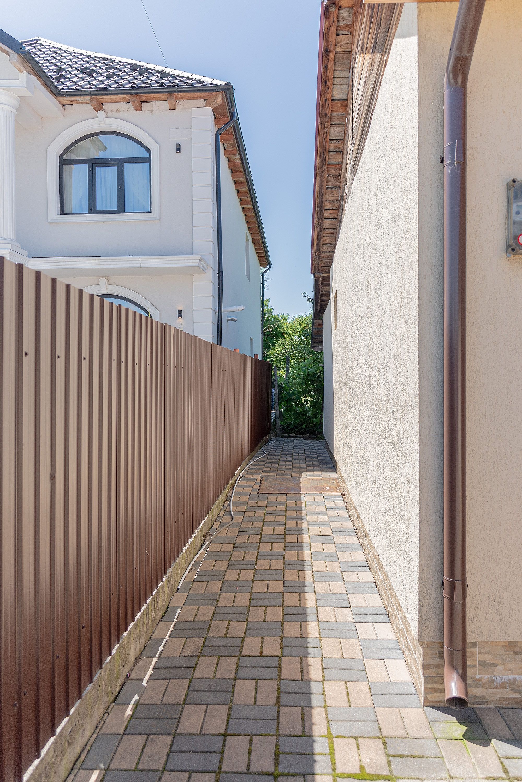 Casă 3 camere, 368mp teren, supr. utila 90mp, pe str. Focșa din Tecuci — fotografia 13