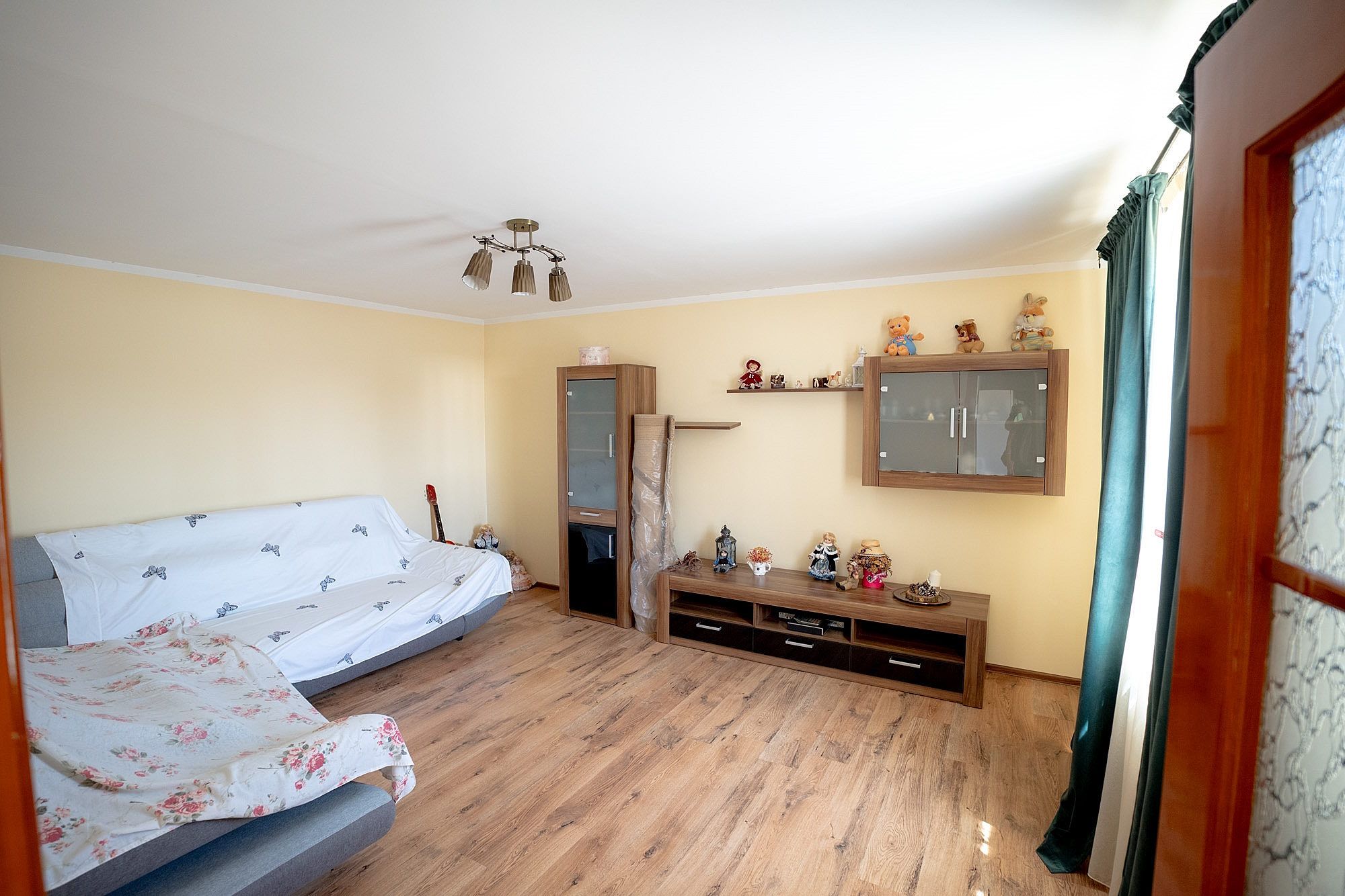 Casă 3 camere, 368mp teren, supr. utila 90mp, pe str. Focșa din Tecuci — fotografia 4