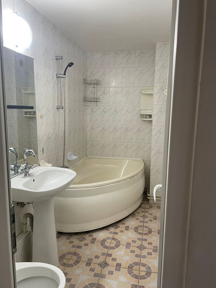 Apartament 4 camere zona mall vitan- nerva traian — fotografia 6