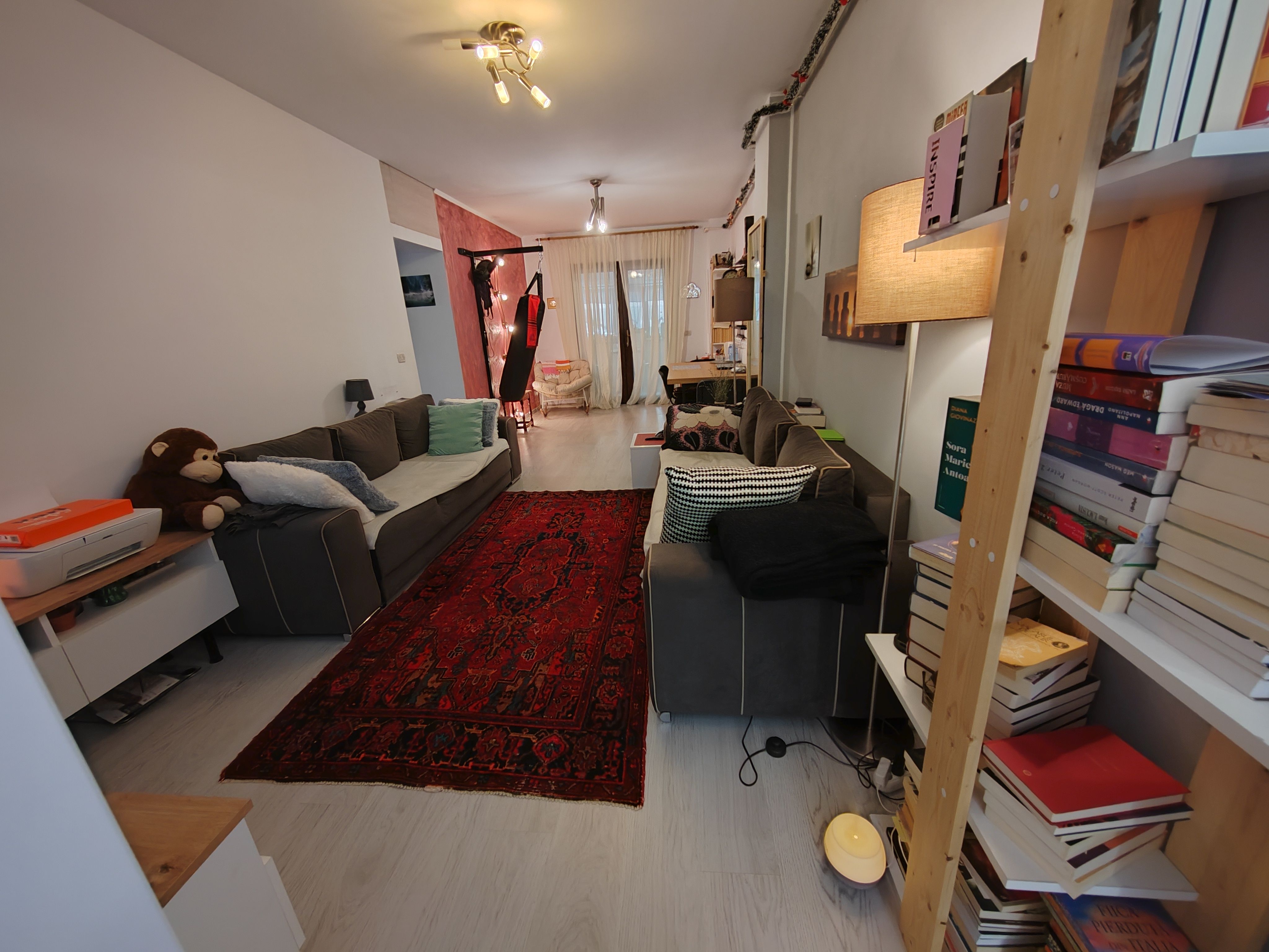 COMISION 0% CUMPARATOR Apartament 3c + LOC PARCARE + GRĂDINĂ