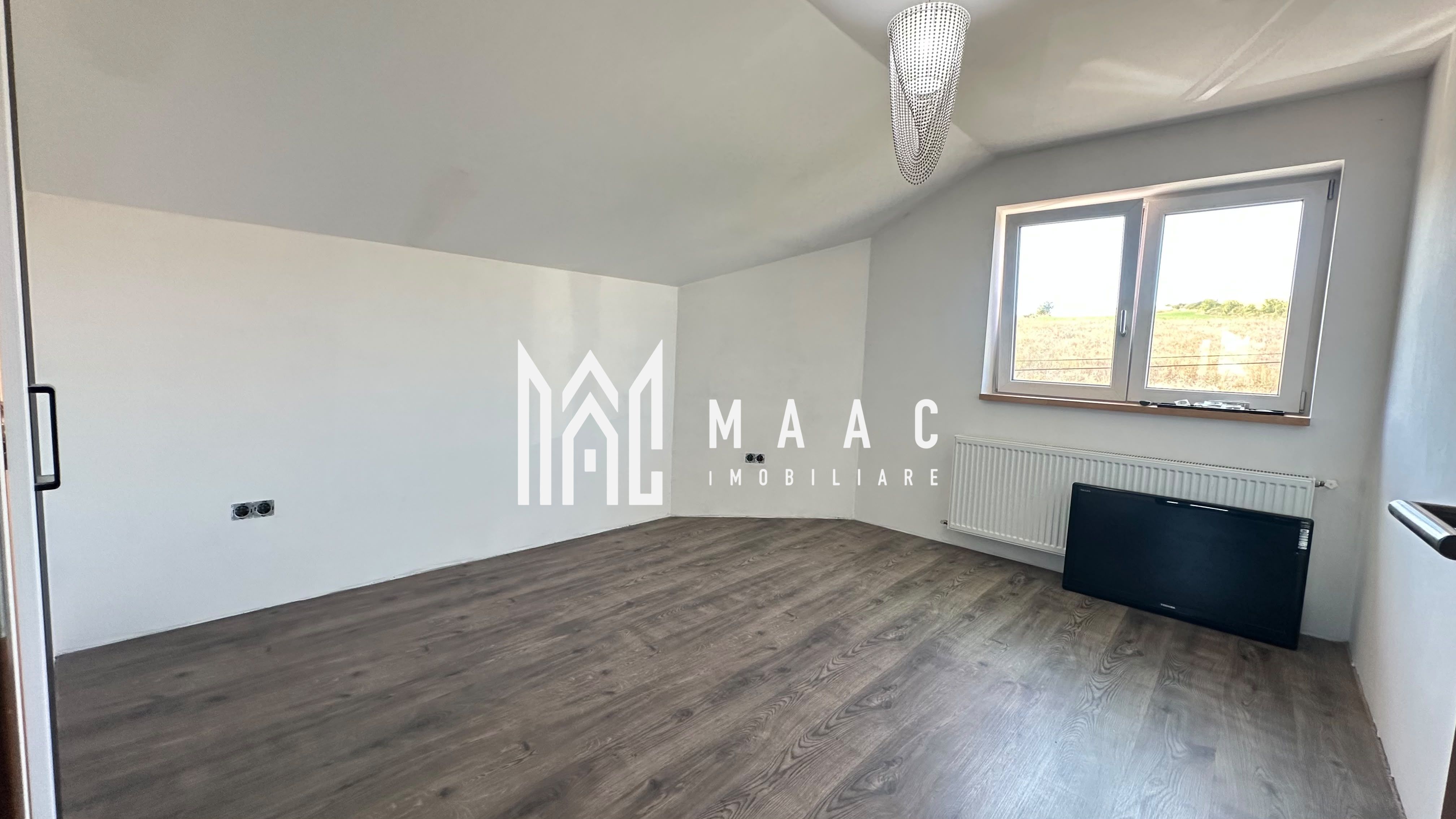 Casă individuală 4 camere de vânzare | Șura Mare | 344 mp — fotografia 12
