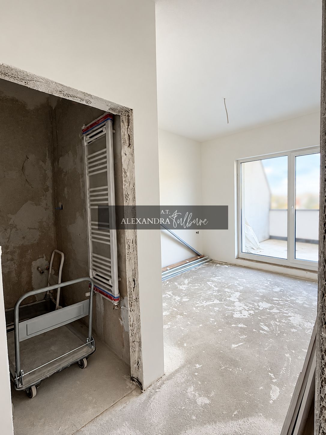 Apartament 3 camere, 2 bai, 67 mp+ terasa 84 mp, garaj — fotografia 4
