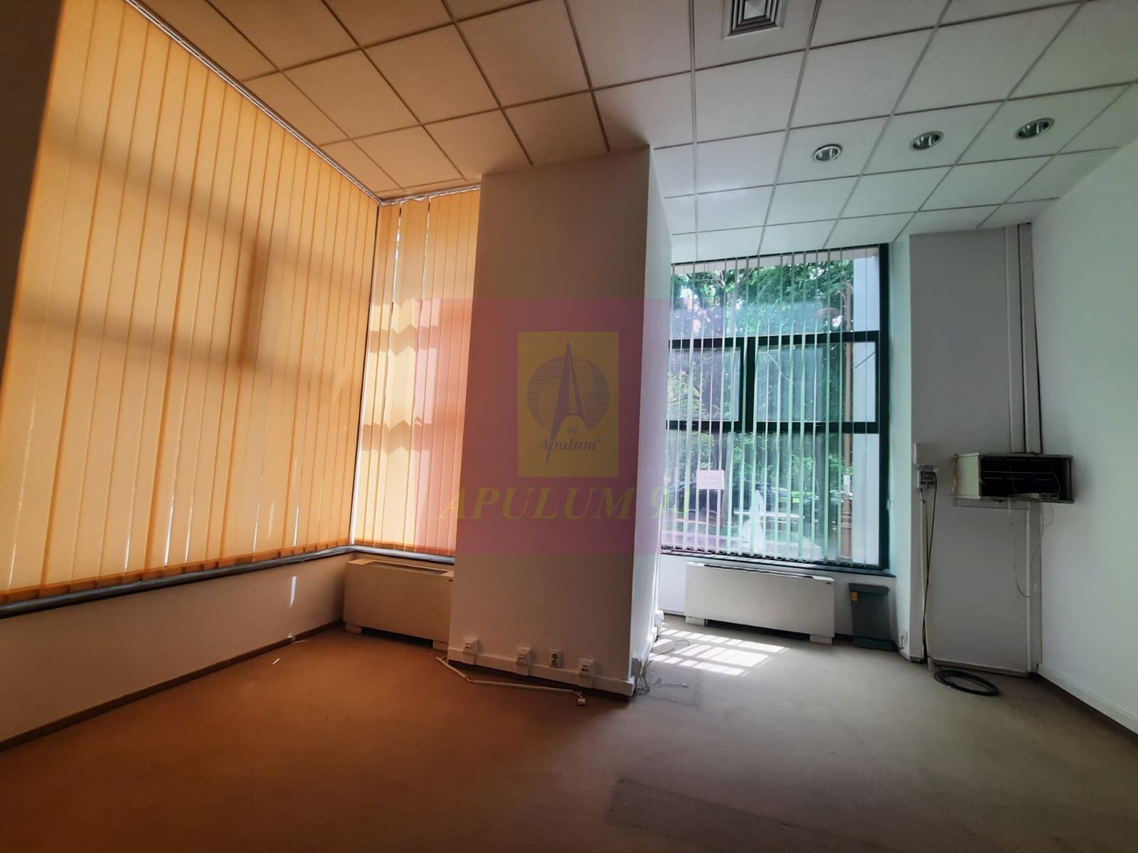 Inchiriere spatiu comercial bd Unirii, vitrina 25ml, stradal — fotografia 4