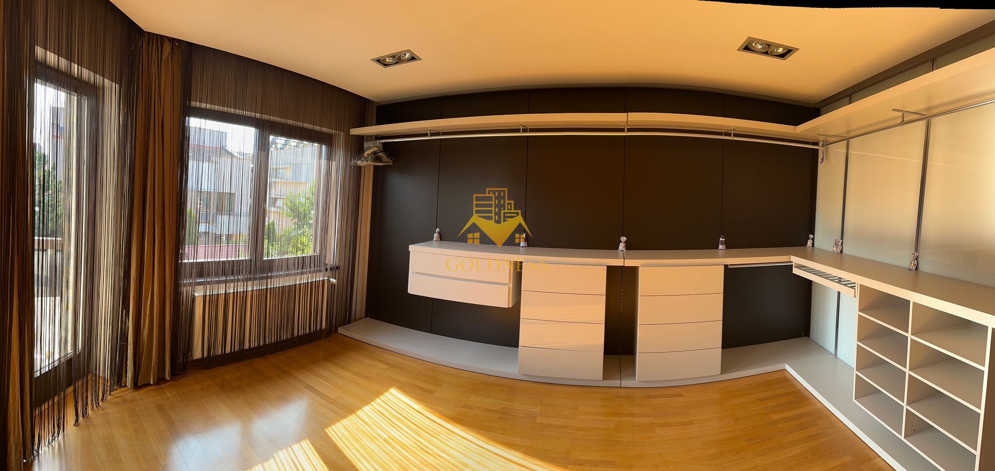 Casă de închiriat premium, terasă, Jacuzzi, Bună Ziua, Mega Image — fotografia 7