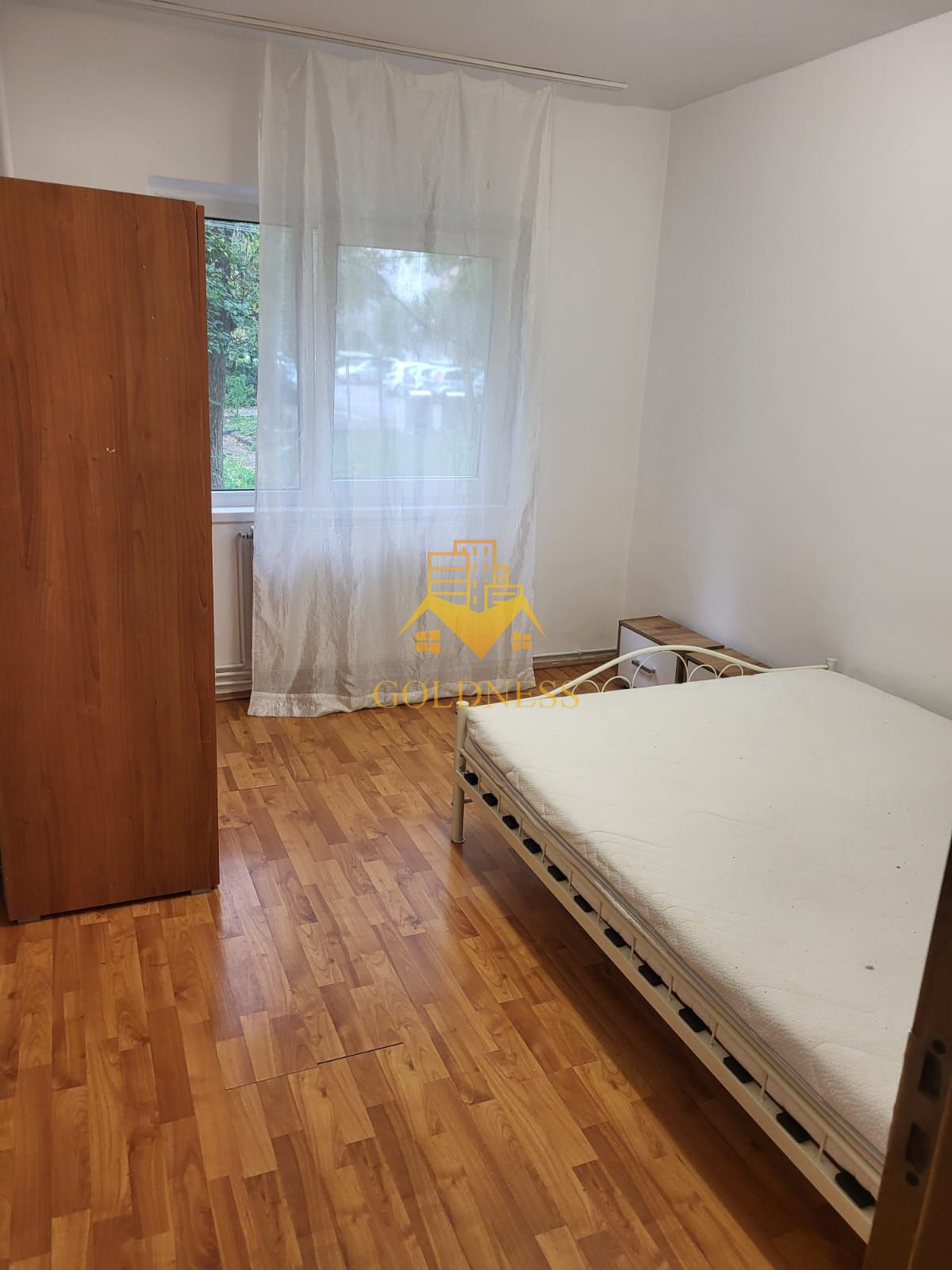3 camere, decomandate, Semicentral Zona Pta. Cipariu,Nicolae Titulescu — fotografia 3