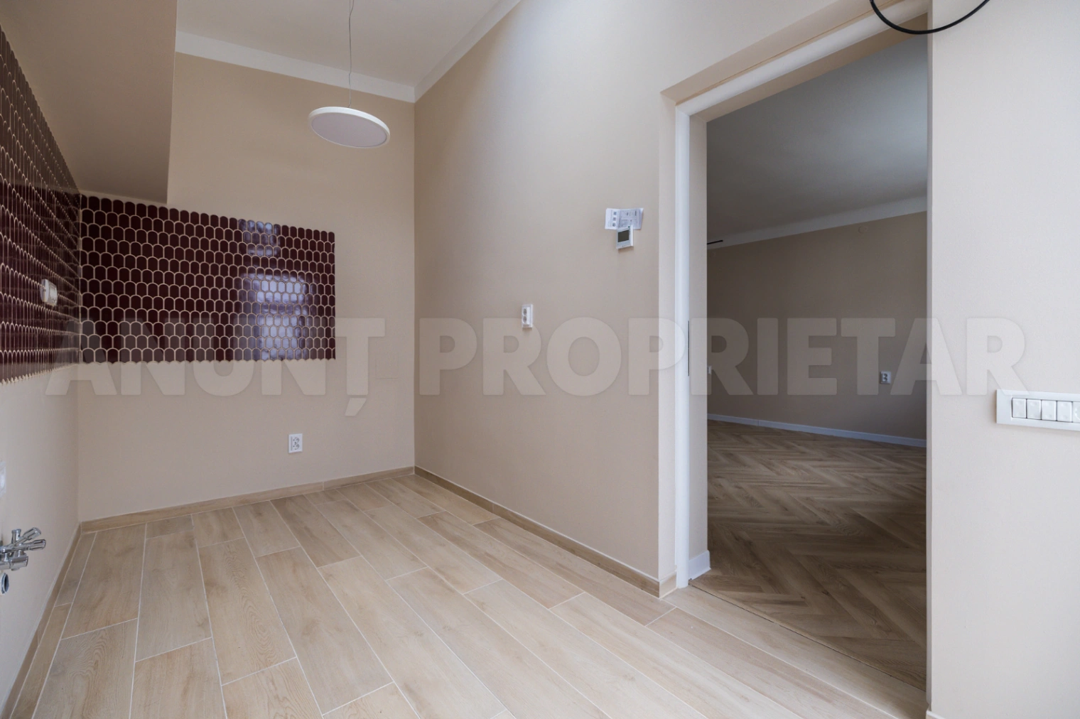 Casă 3 camere de vânzare în Brașov — fotografia 2