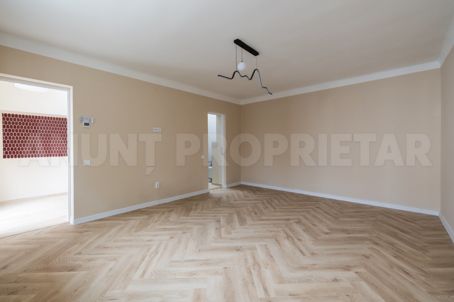 Casă 3 camere de vânzare în Brașov — fotografia 3