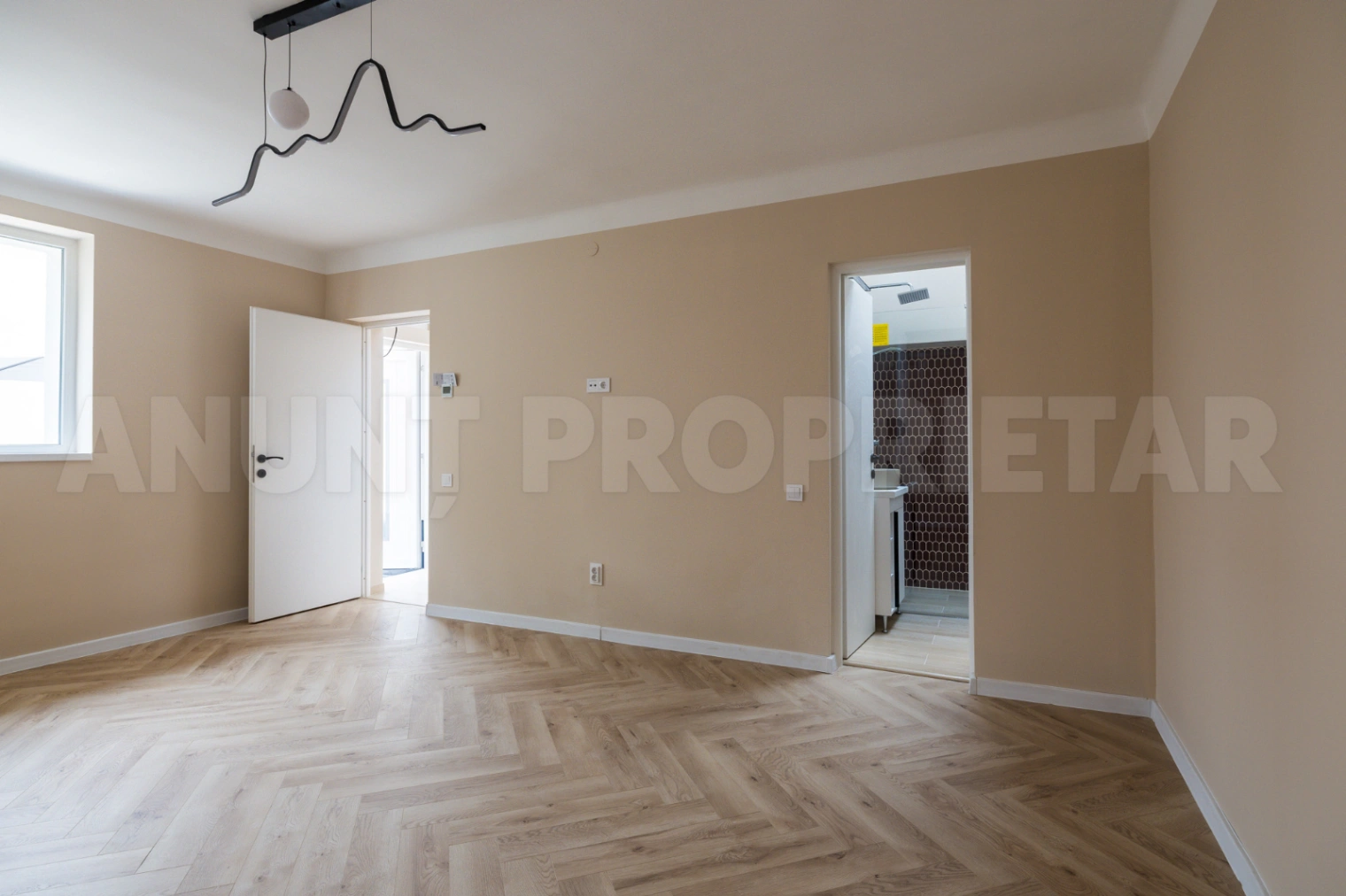 Casă 3 camere de vânzare în Brașov — fotografia 4