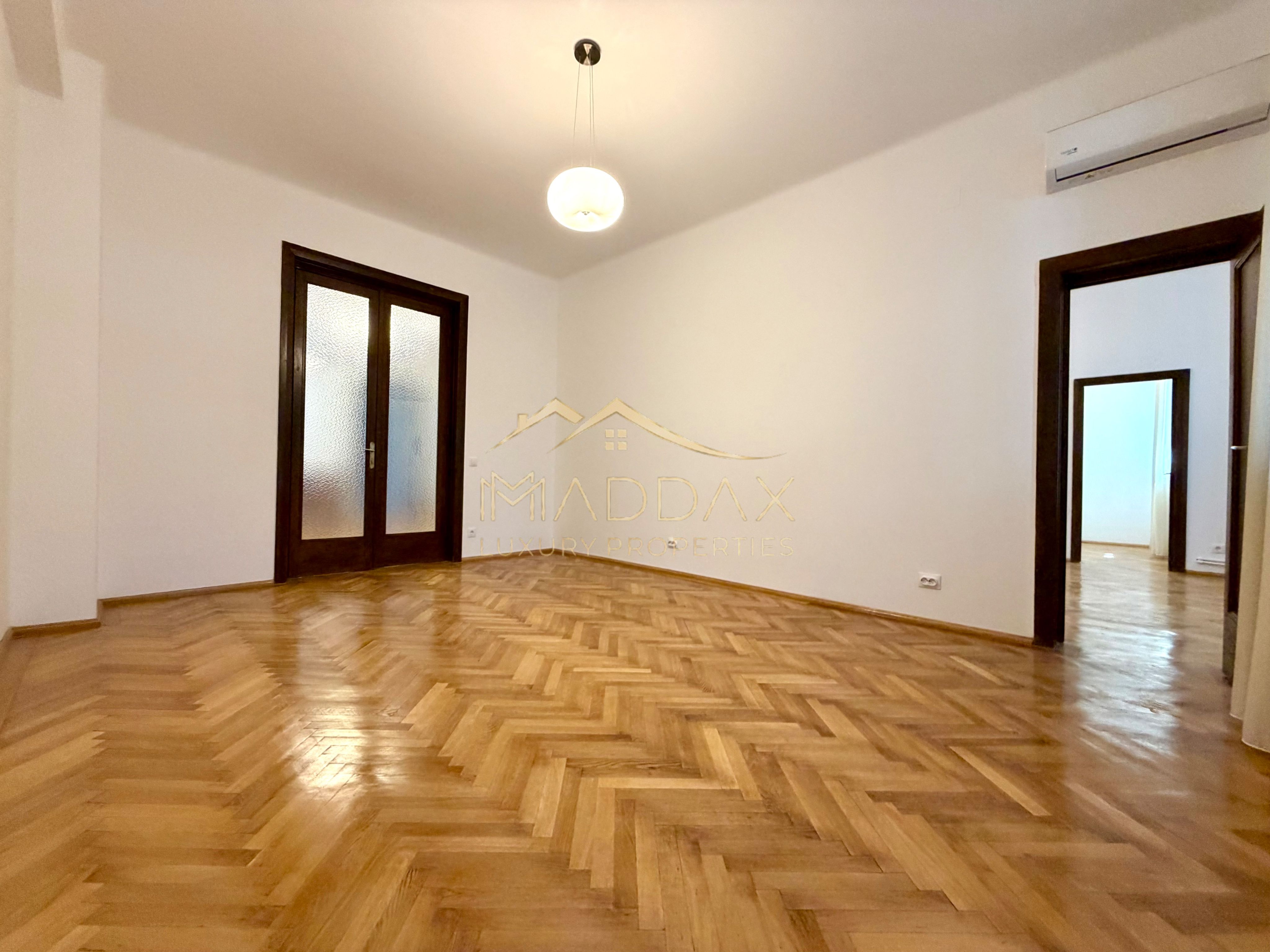 Birou cu 5 camere Unic *160mp* // Zona Eminescu- Polona — fotografia 13