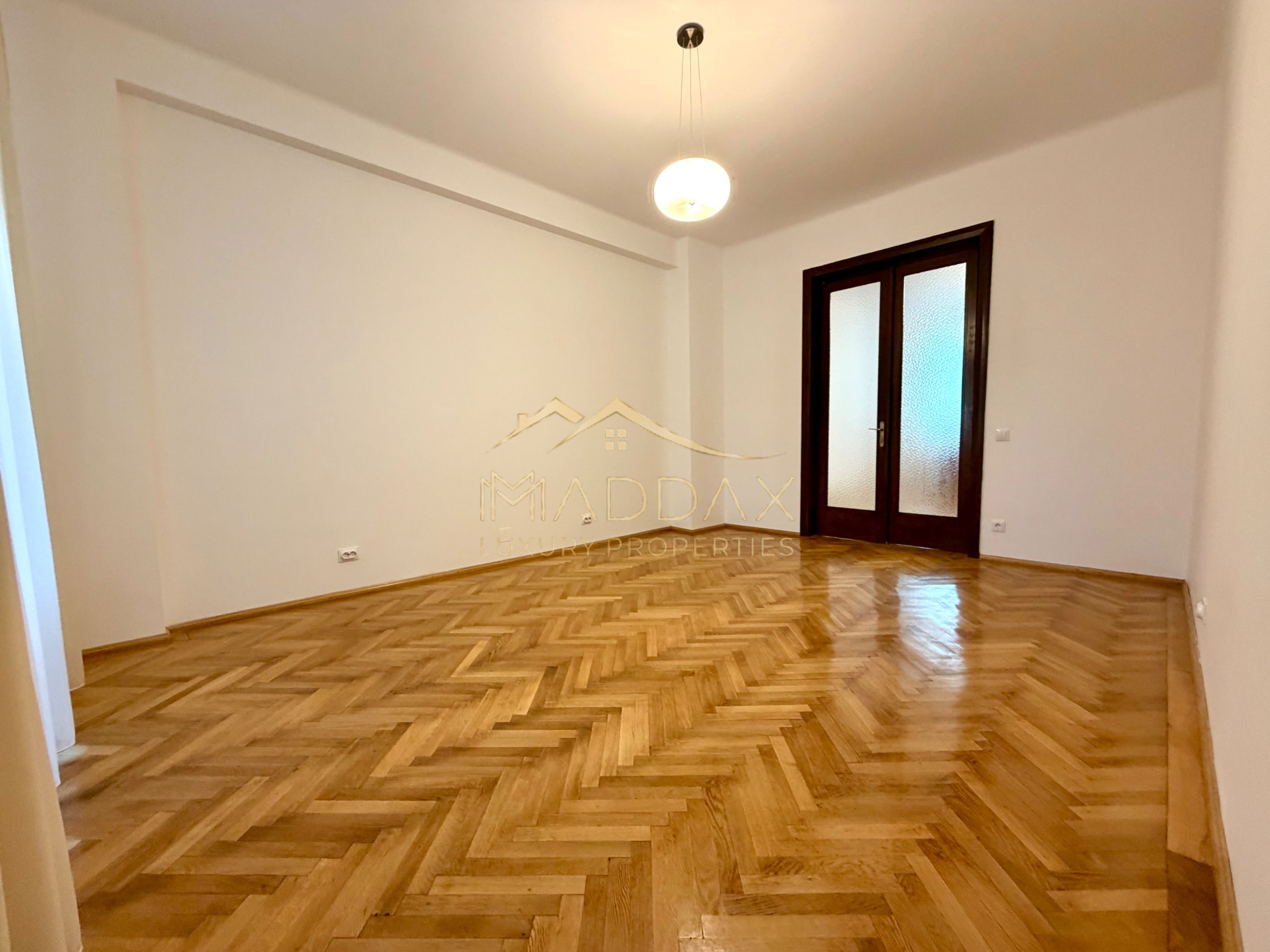 Birou cu 5 camere Unic *160mp* // Zona Eminescu- Polona — fotografia 16