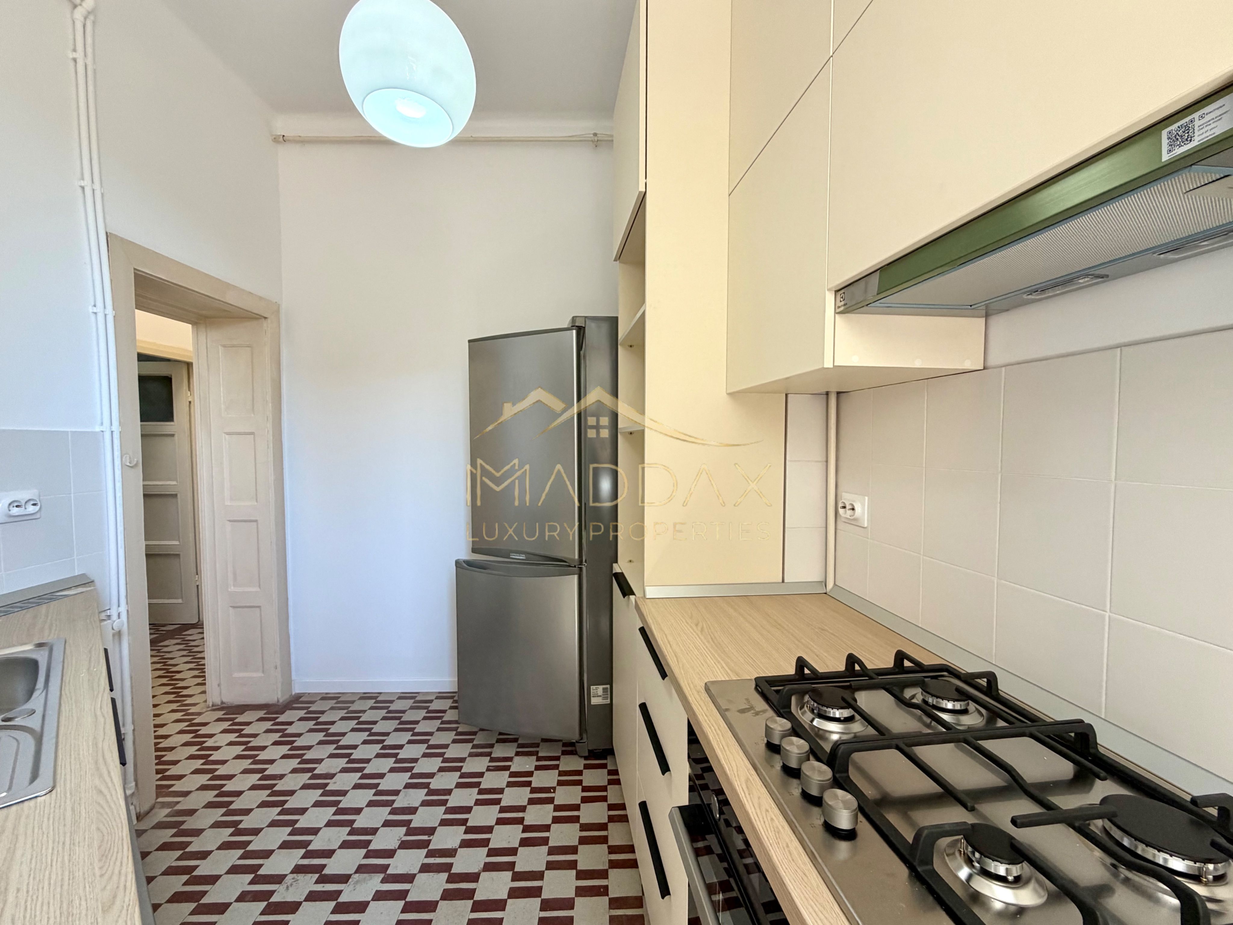 Birou cu 5 camere Unic *160mp* // Zona Eminescu- Polona — fotografia 32