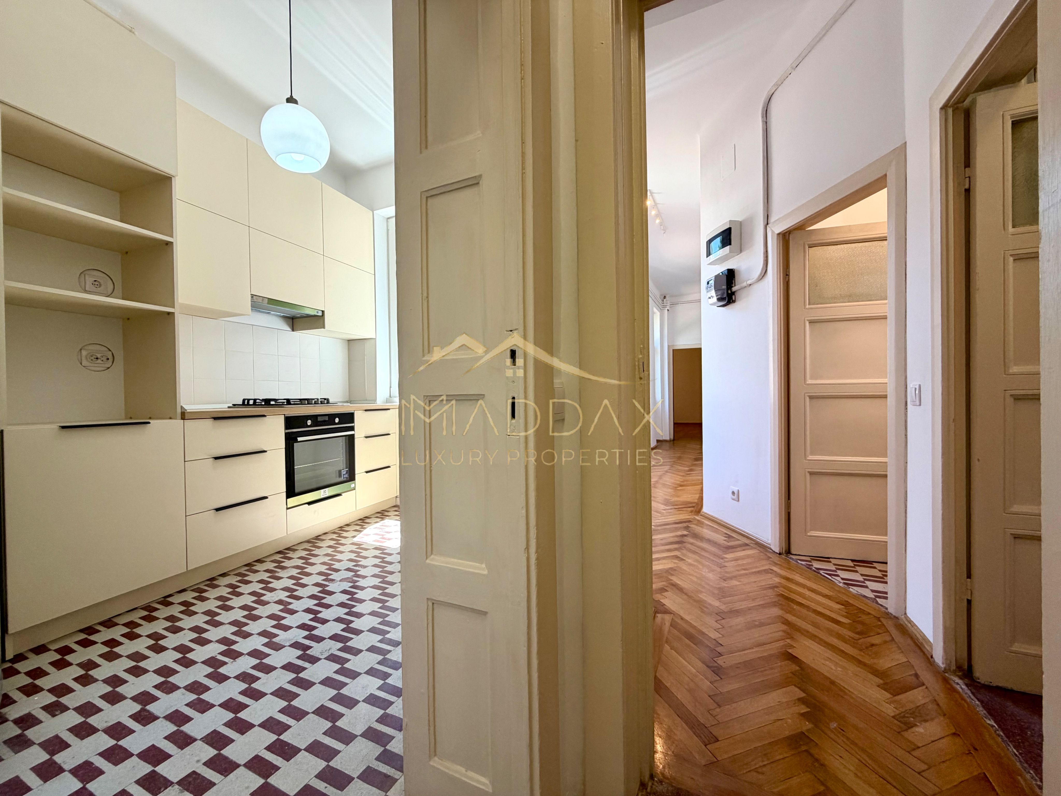 Birou cu 5 camere Unic *160mp* // Zona Eminescu- Polona — fotografia 37