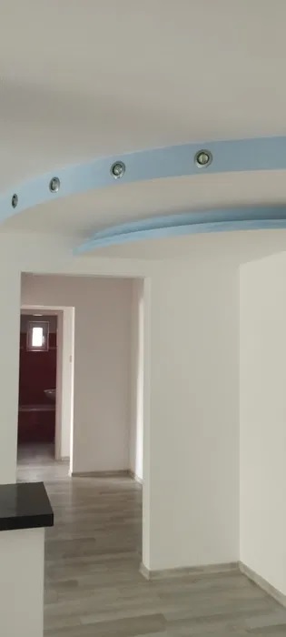 Apartament cu 3 camere de vânzare – Zona Brădet — fotografia 5