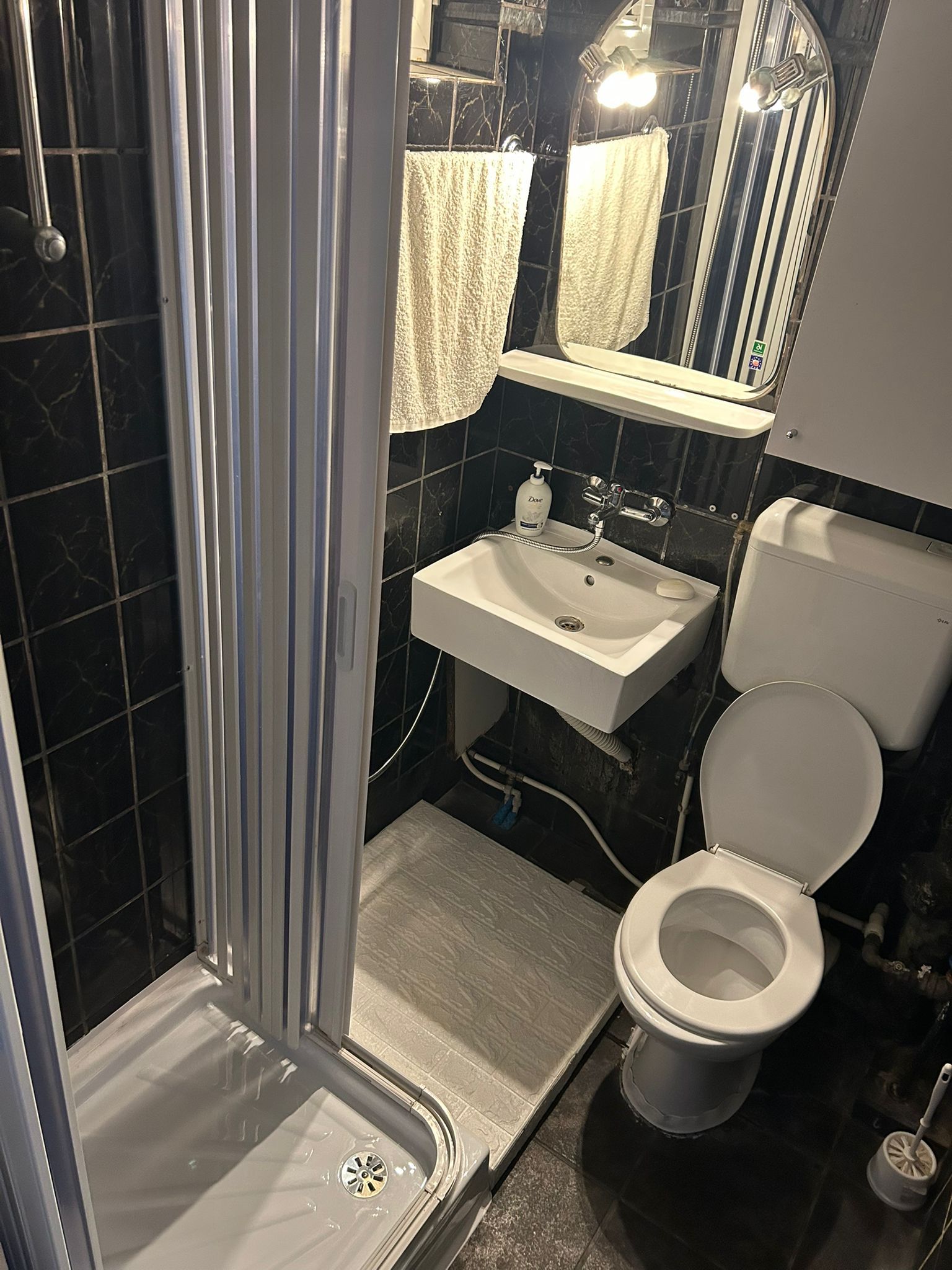 Podu Ros - Apartament 3 camere semidecomandat, MOBILAT și UTILAT — fotografia 10