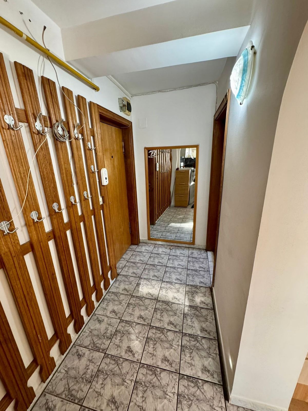 Podu Ros - Apartament 3 camere semidecomandat, MOBILAT și UTILAT — fotografia 11