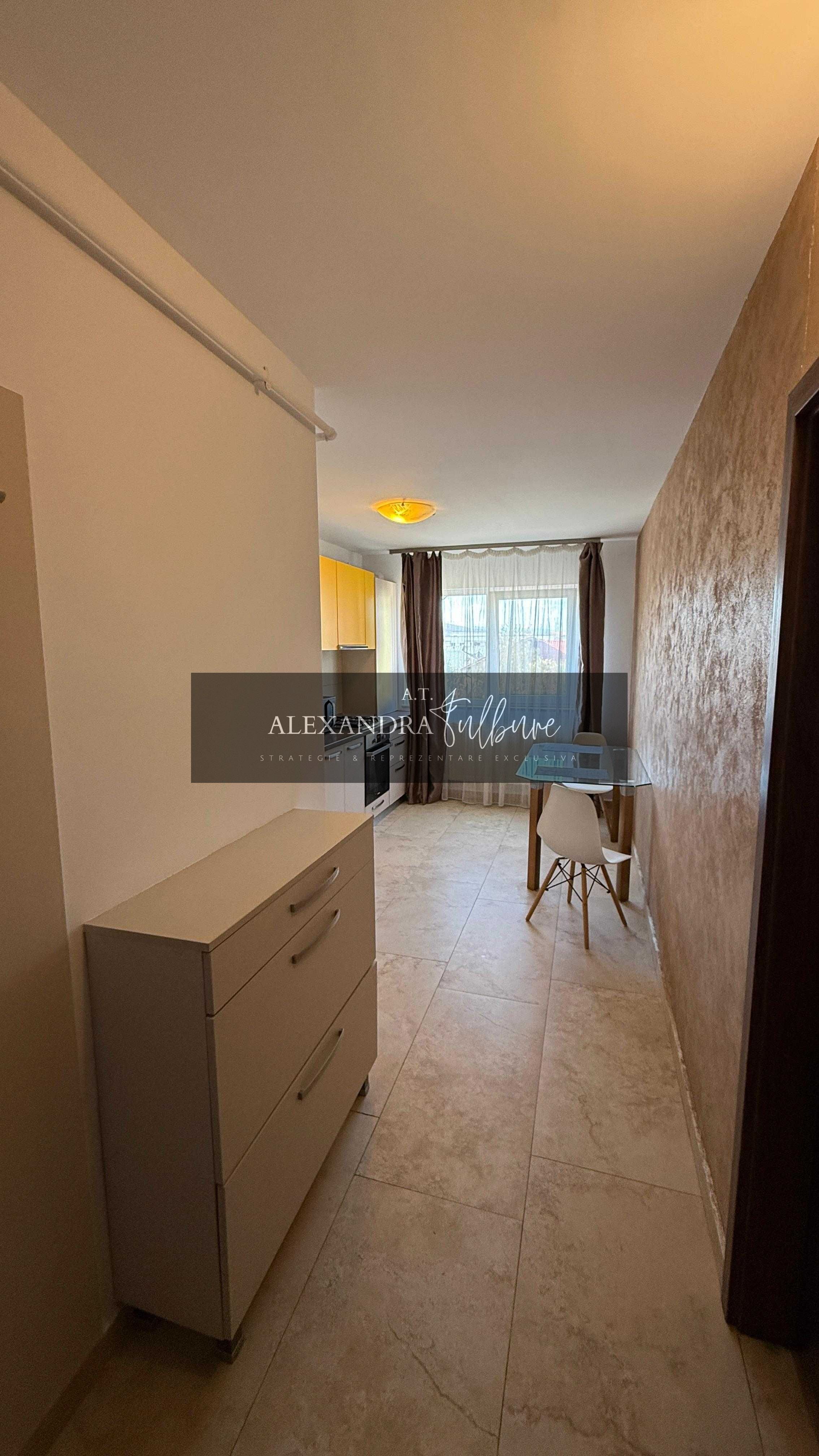Apartament 2 camere decomandate, balcon, etaj intermediar, parcare — fotografia 4