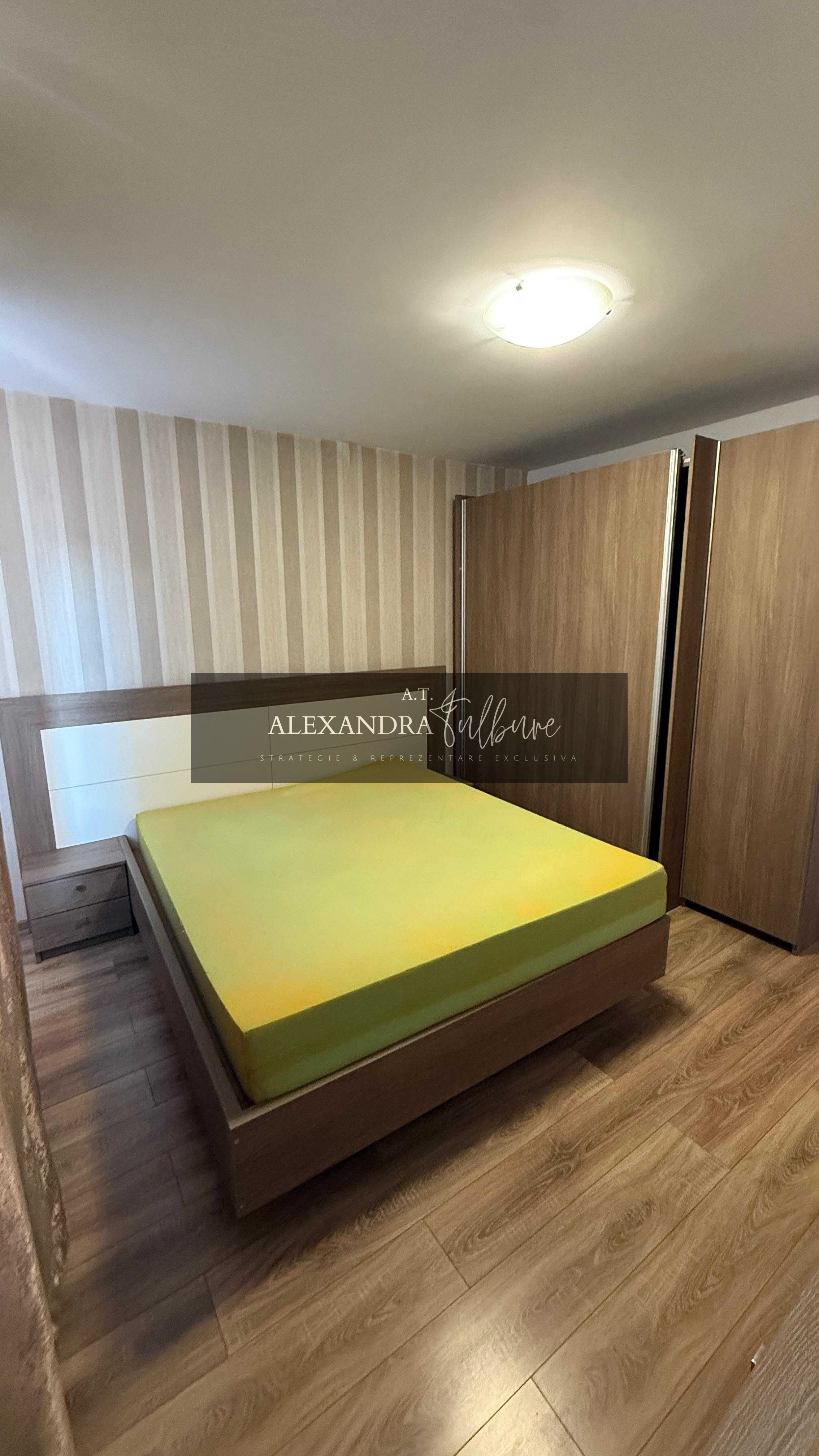 Apartament 2 camere decomandate, balcon, etaj intermediar, parcare — fotografia 6
