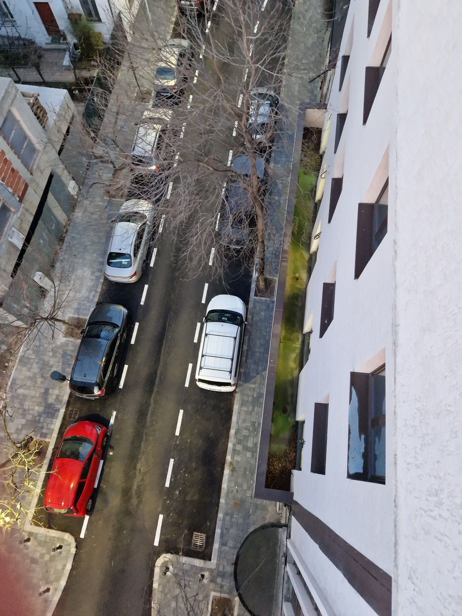 Inchiriez /Vand Spatiu Birouri P+ 5 E , sector 2,Bucurest,Central,lang — fotografia 3