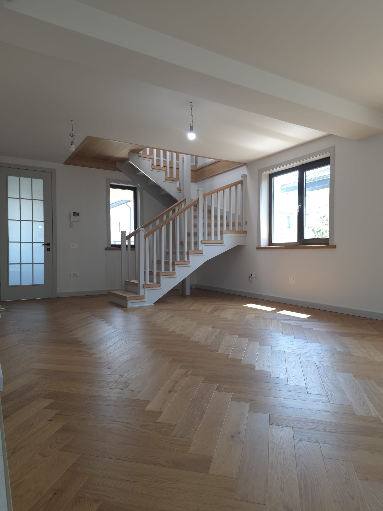 Vilă Premium 5 camere, P+M în Buftea – Finisaje de Lux — fotografia 10