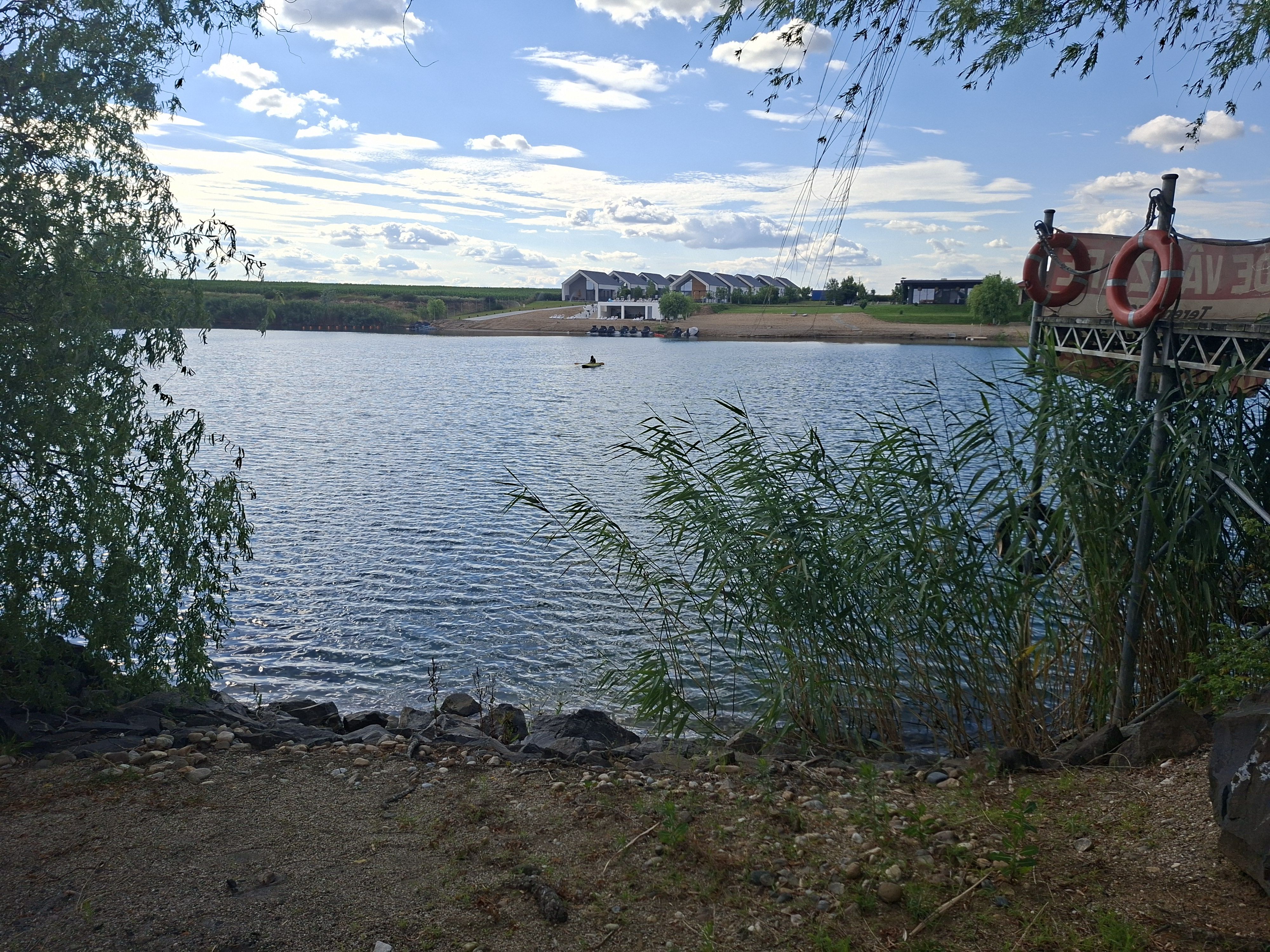 BRASADAS vinde casa cu iesire la lac — fotografia 5
