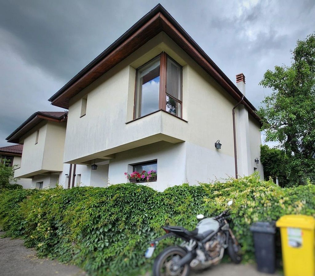Casa 4 camere | Parcul Mogosoaia | Drum privat cu bariera | P+1+Pod | Semineu — fotografia 16