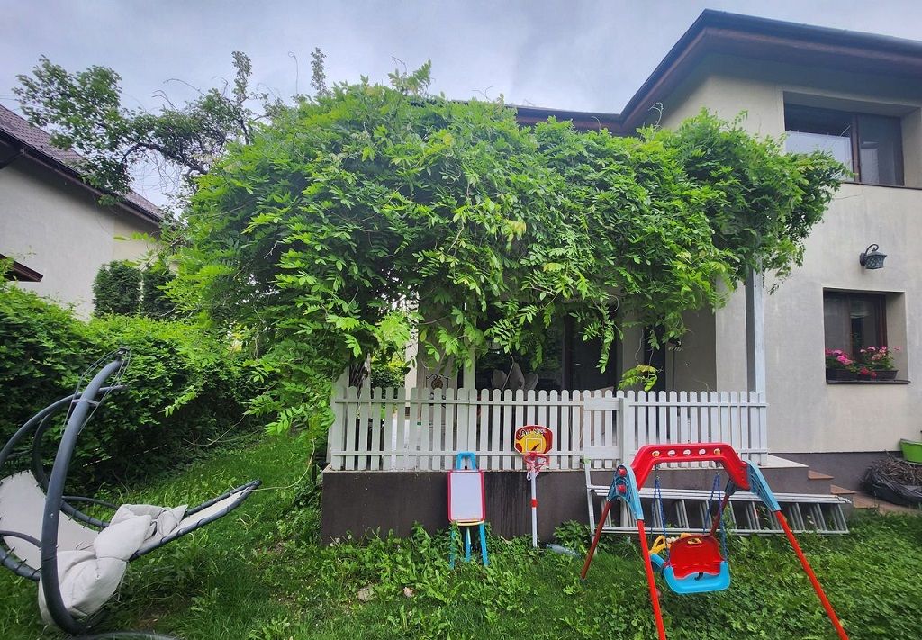 Casa 4 camere | Parcul Mogosoaia | Drum privat cu bariera | P+1+Pod | Semineu — fotografia 17