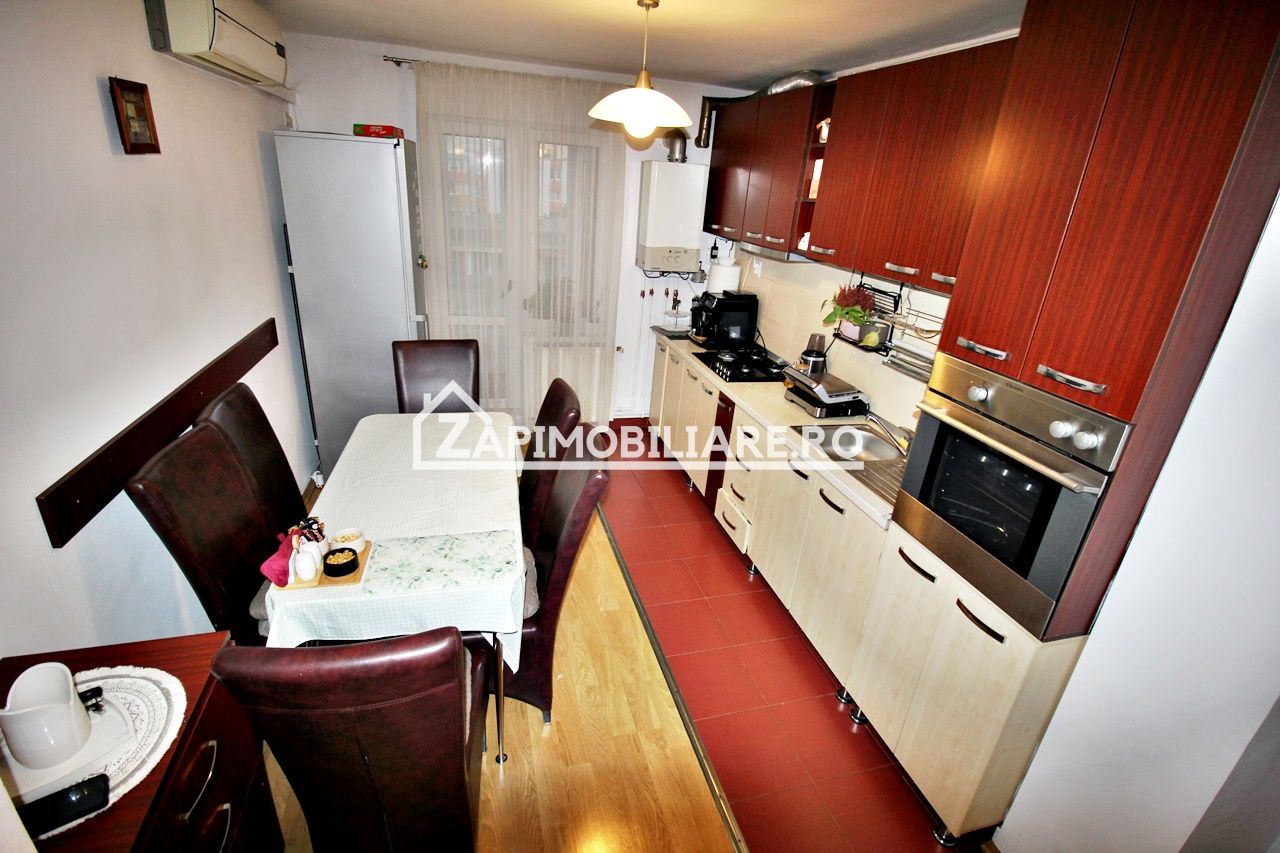 Apartament 3 camere,2 bai,pivnită,70mp,cartier Tudor,mobilat — fotografia 13
