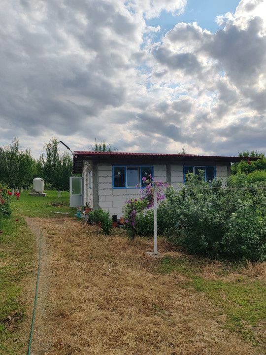 Imobil rezidential nou, Cretesti, Vaslui, teren 4800 mp — fotografia 3