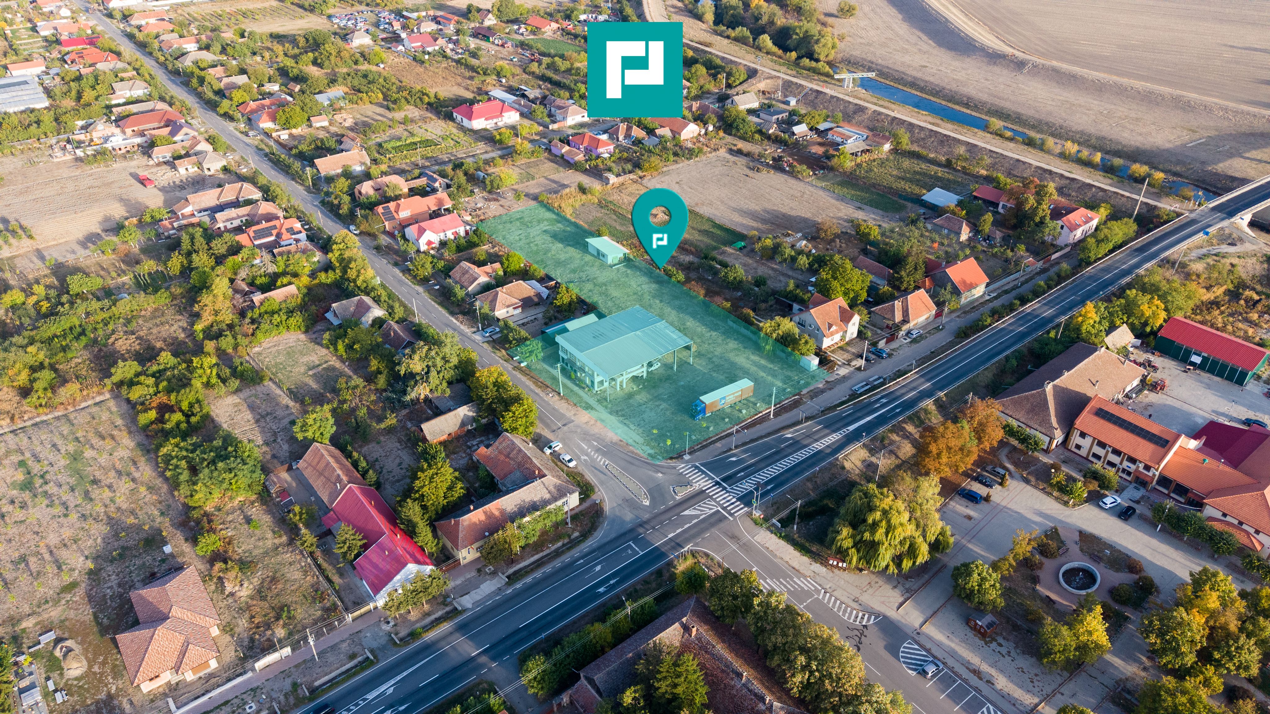Spatiu comercial cu etaj și teren de 4000mp — fotografia 2