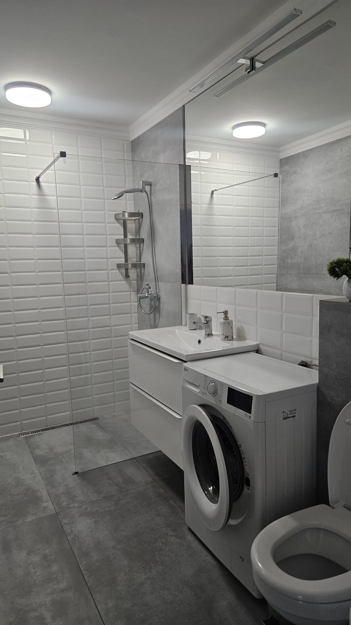 Crinului Residence - Studio Modern  Etajul 1 - Parcare Subterana — fotografia 5