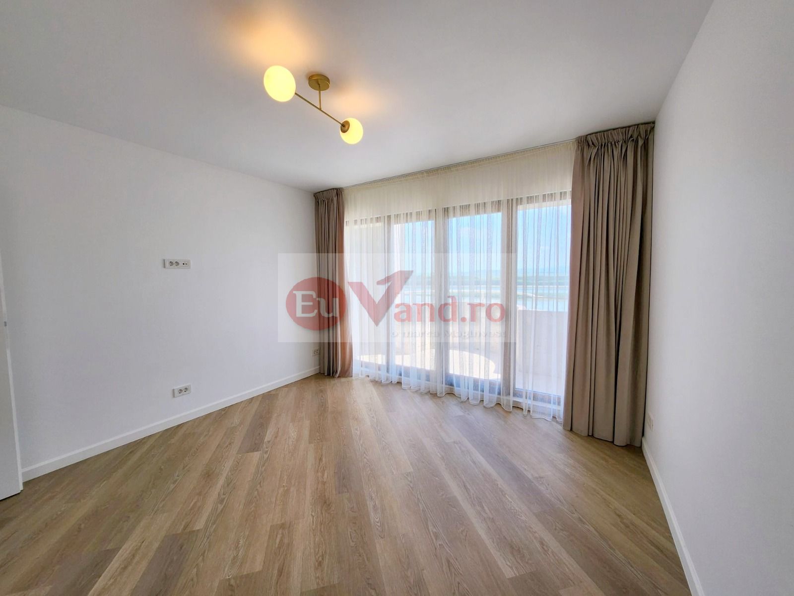 De vanzare apart. 3 camere Faleza , vedere Dunare, 92 mp, renovat premium — fotografia 4