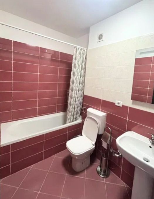 Un apartament care bifează exact ce contează spațiu lumină liniște și parcare — fotografia 11
